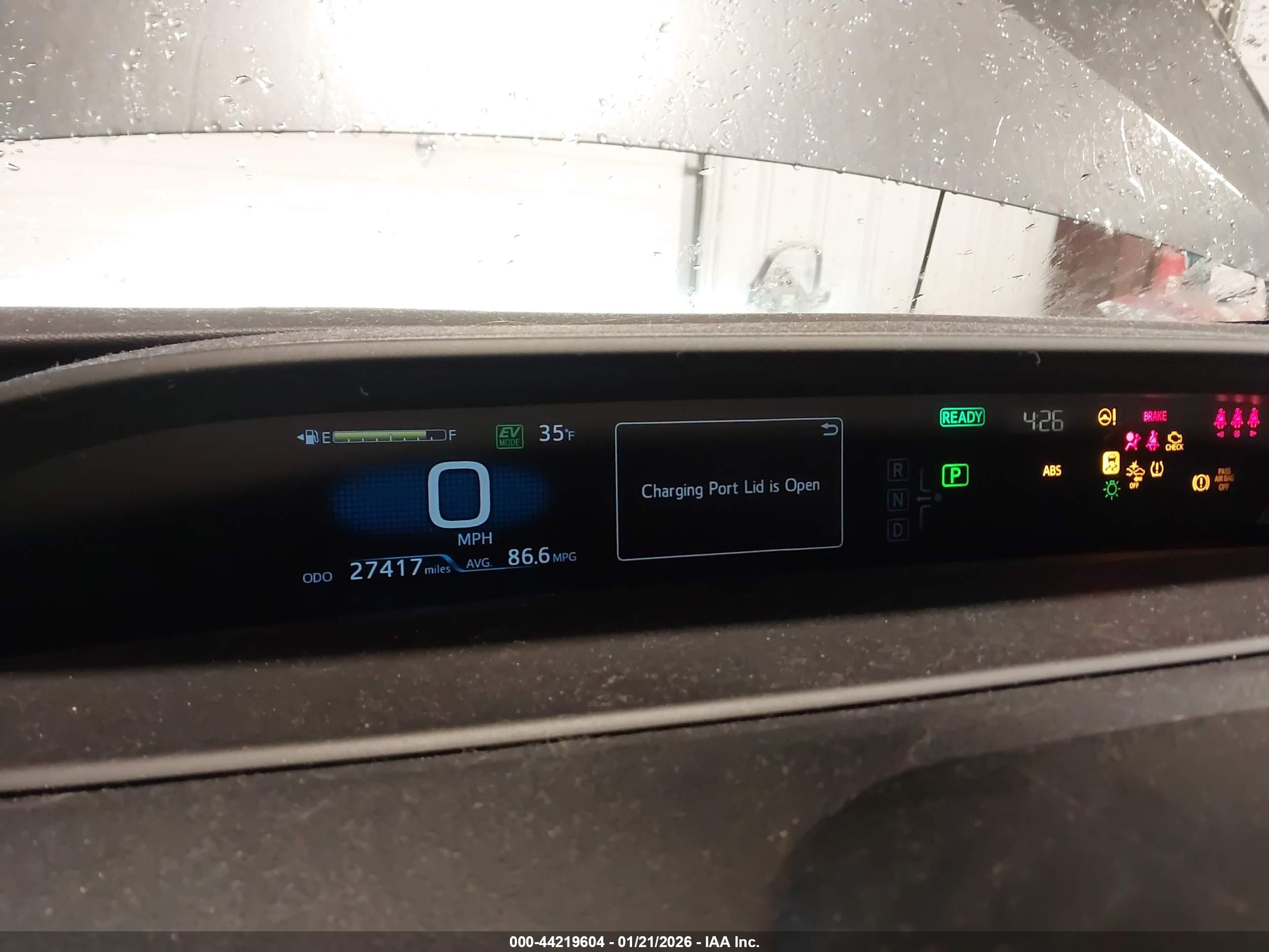 TOYOTA PRIUS image 7