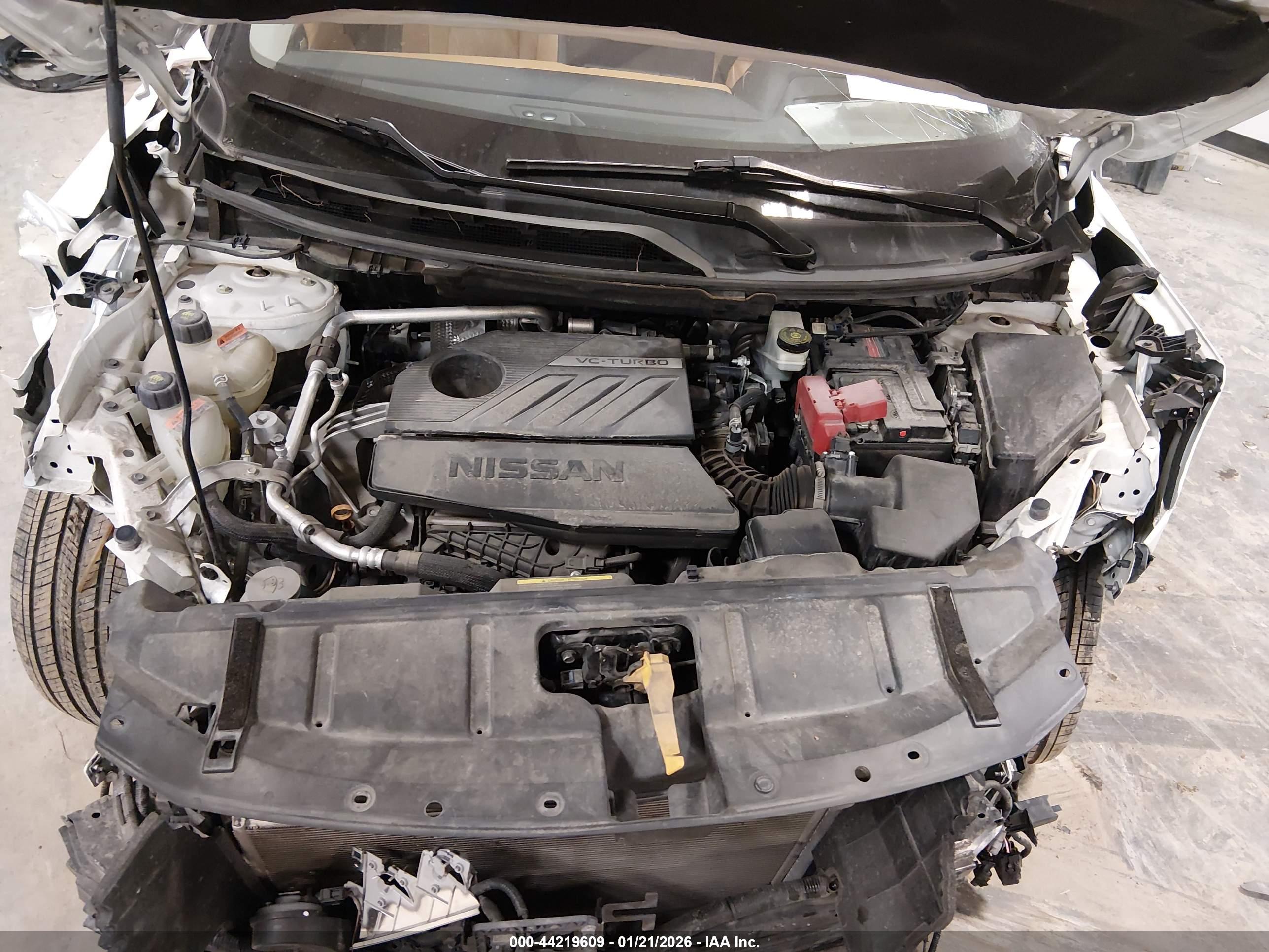 NISSAN ROGUE image 10
