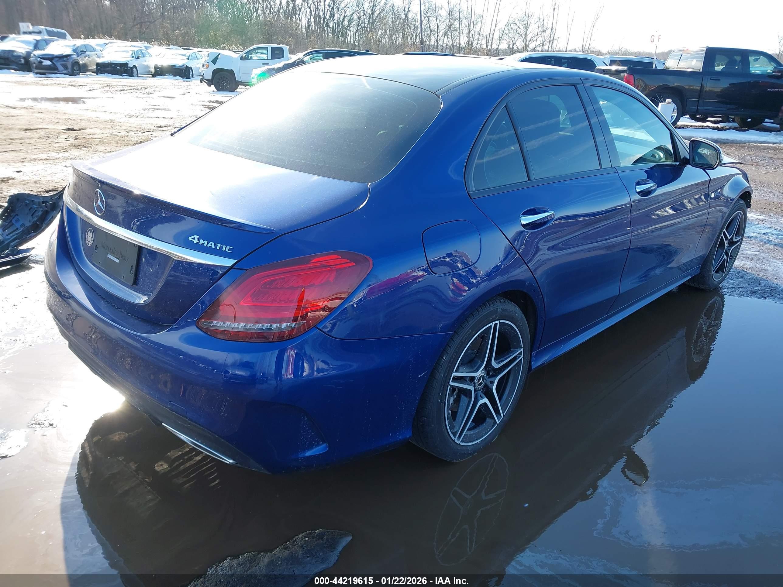 MERCEDES-BENZ C image 4