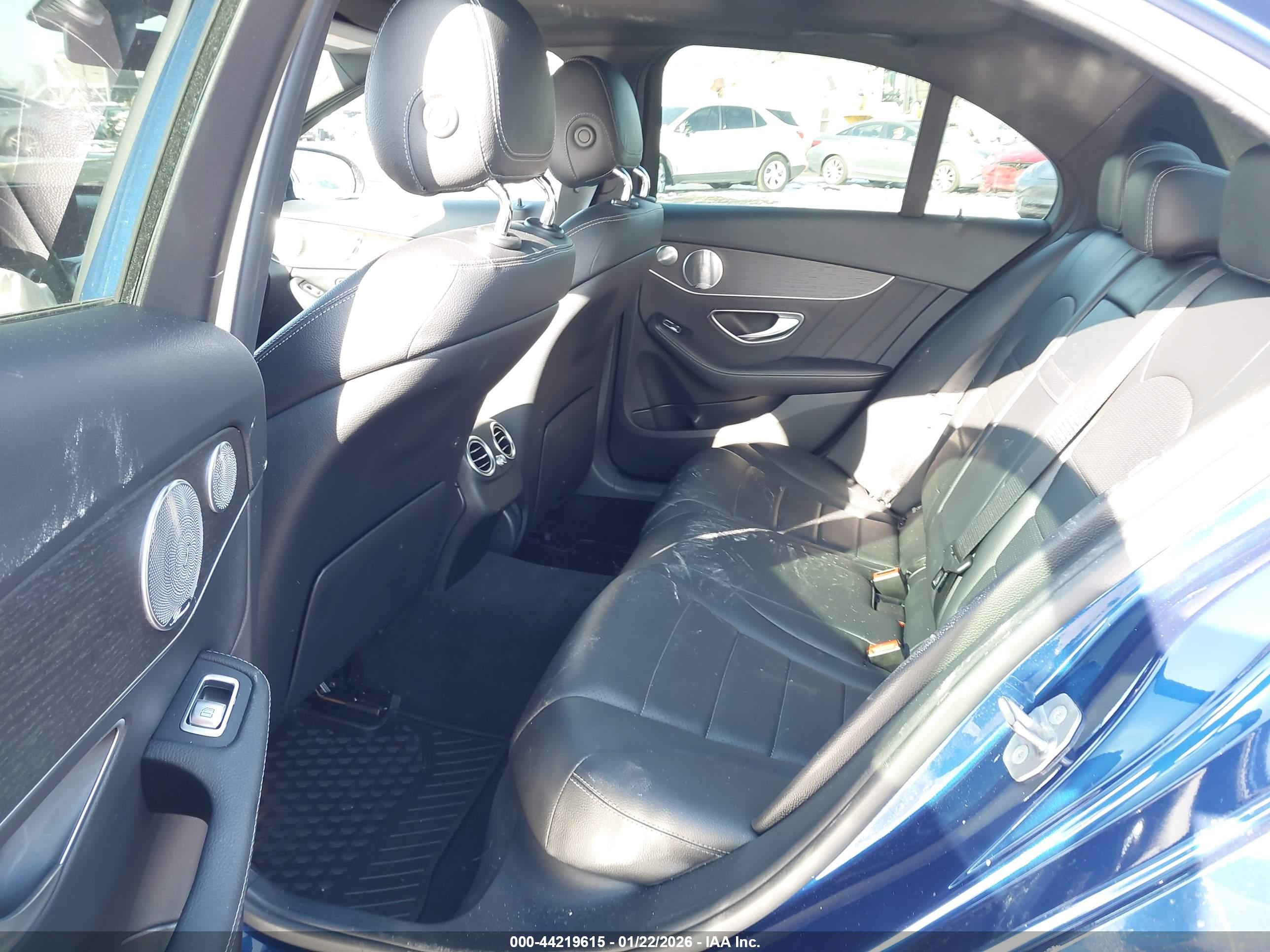 MERCEDES-BENZ C image 8