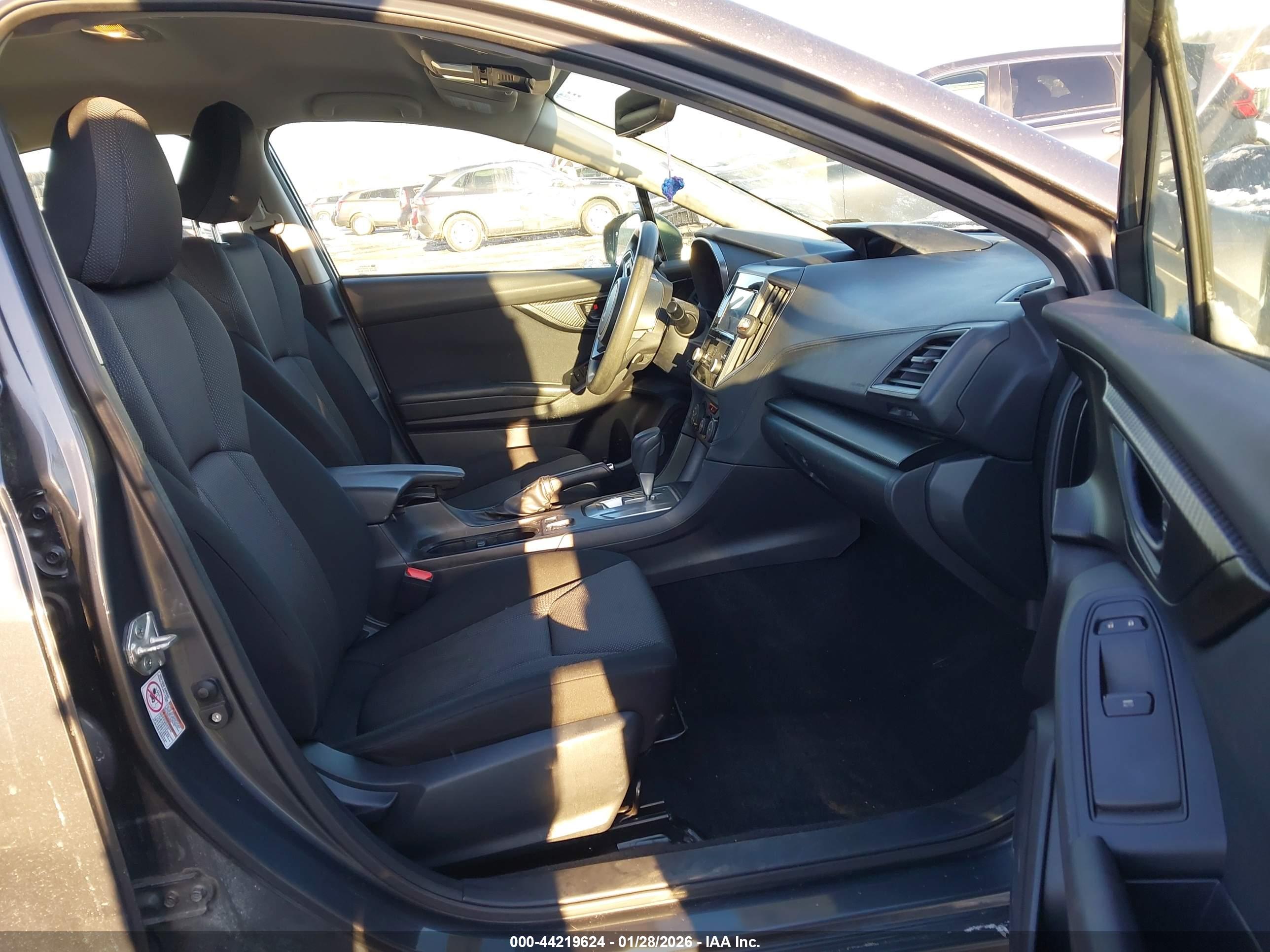 SUBARU IMPREZA image 5