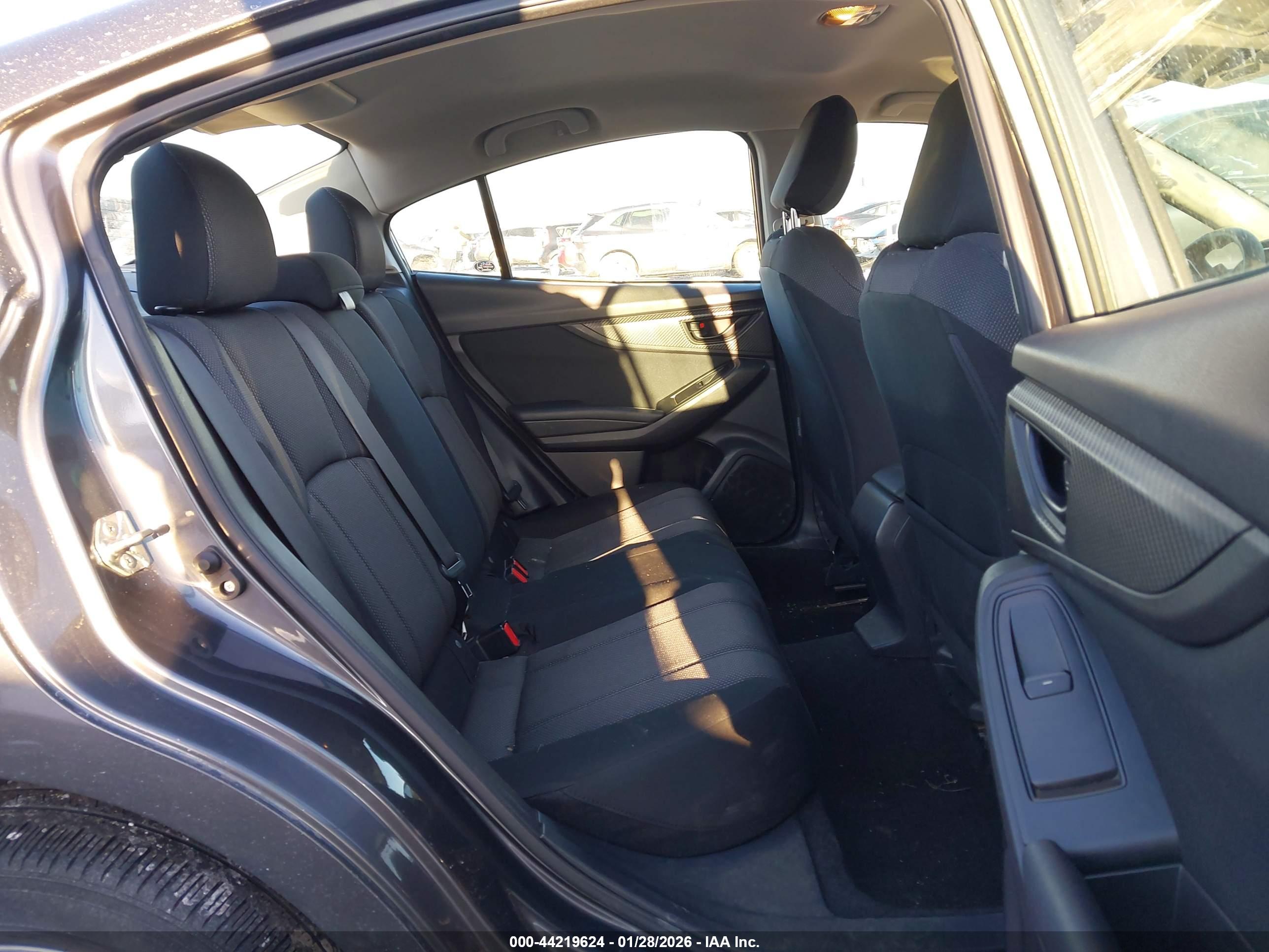 SUBARU IMPREZA image 8
