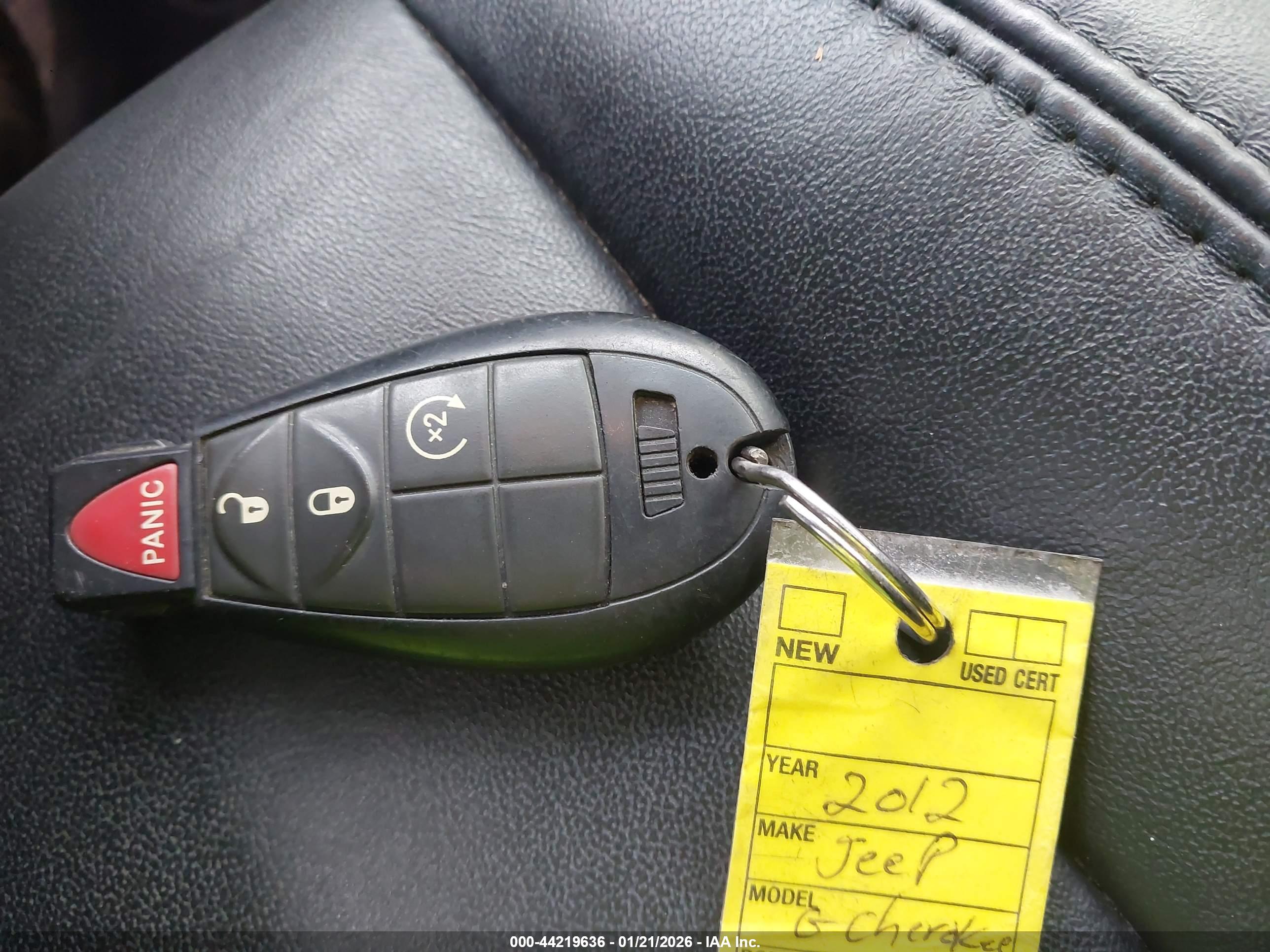 JEEP GRAND image 11