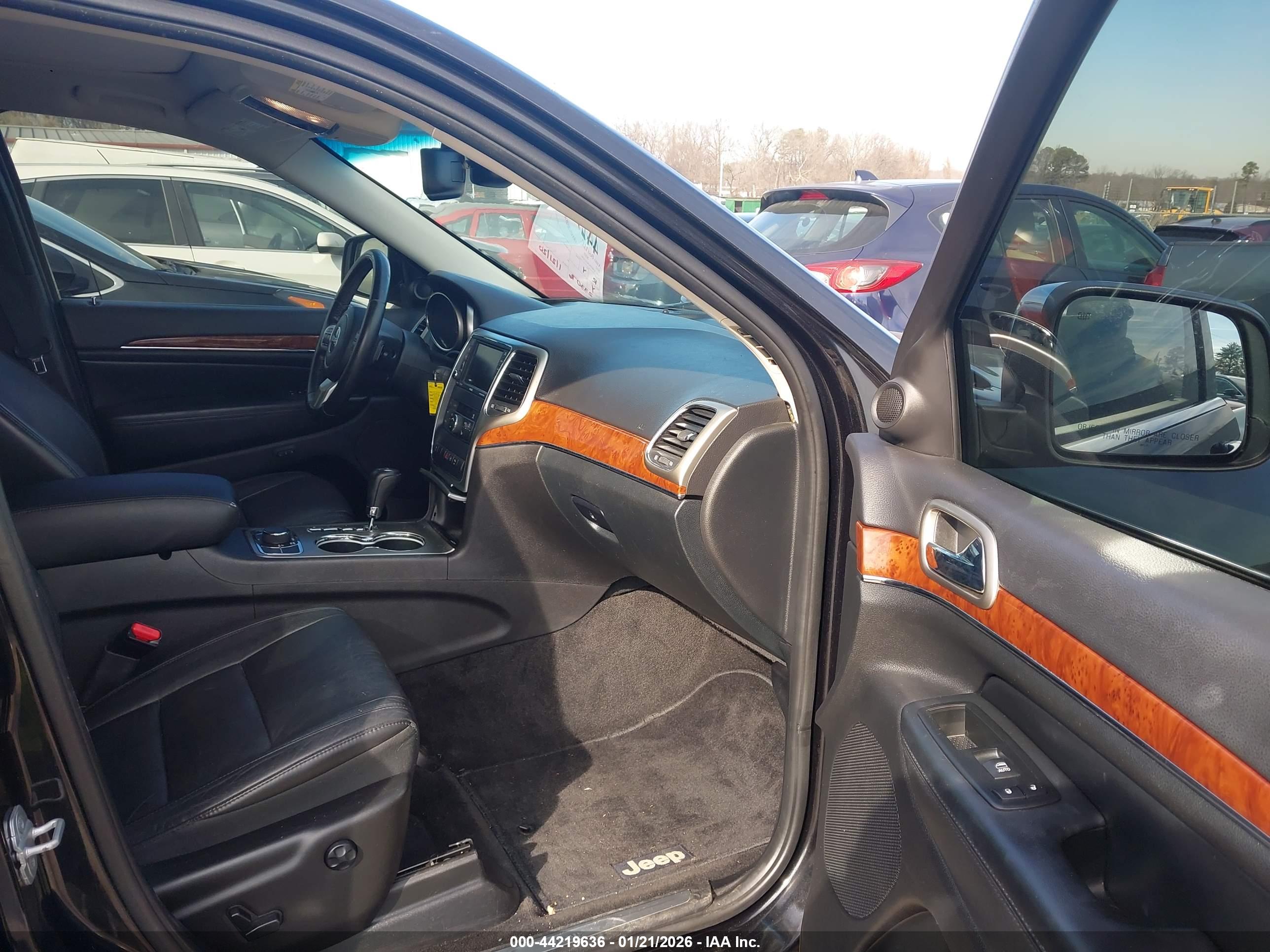 JEEP GRAND image 5