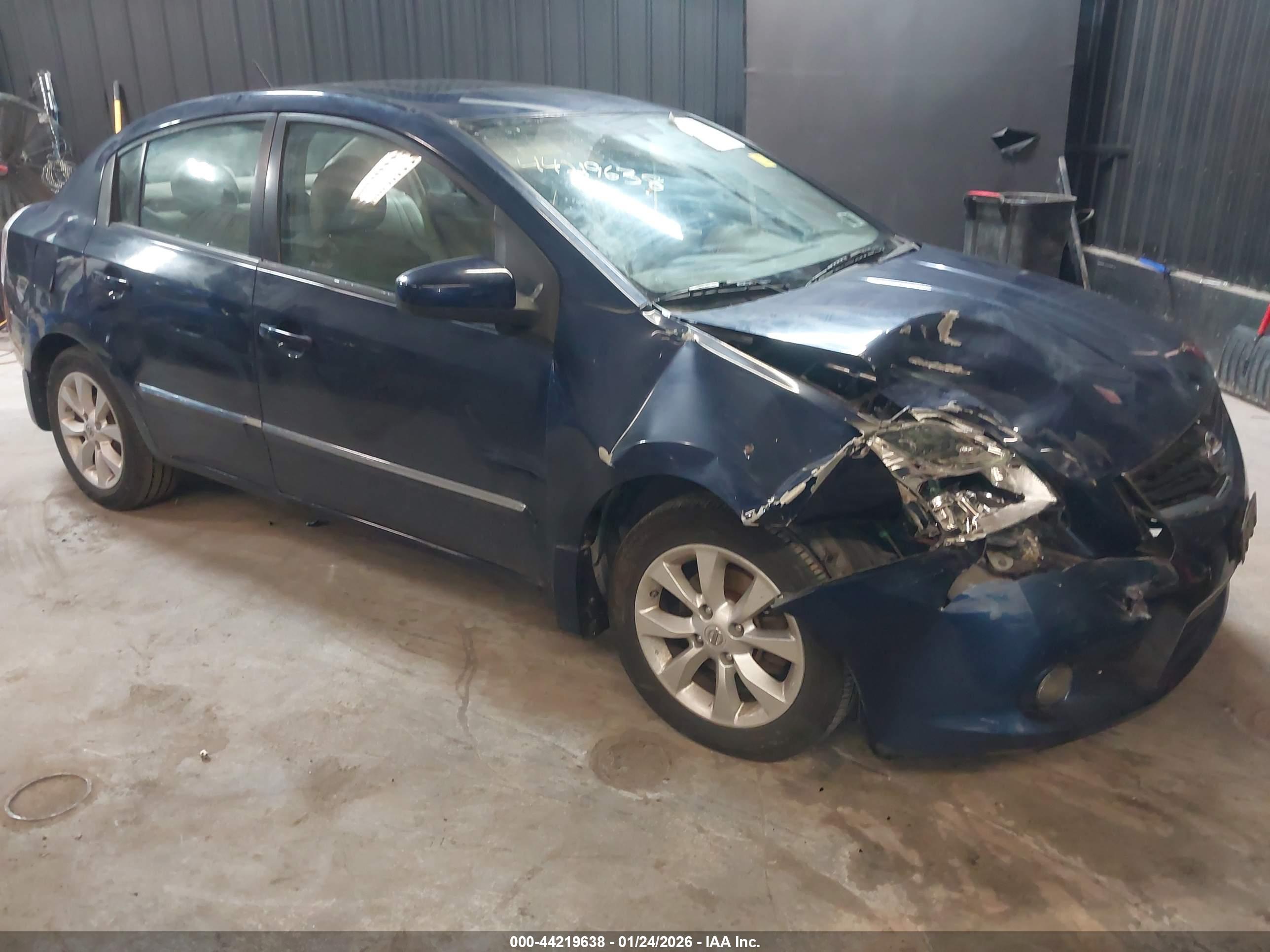 NISSAN SENTRA image 6