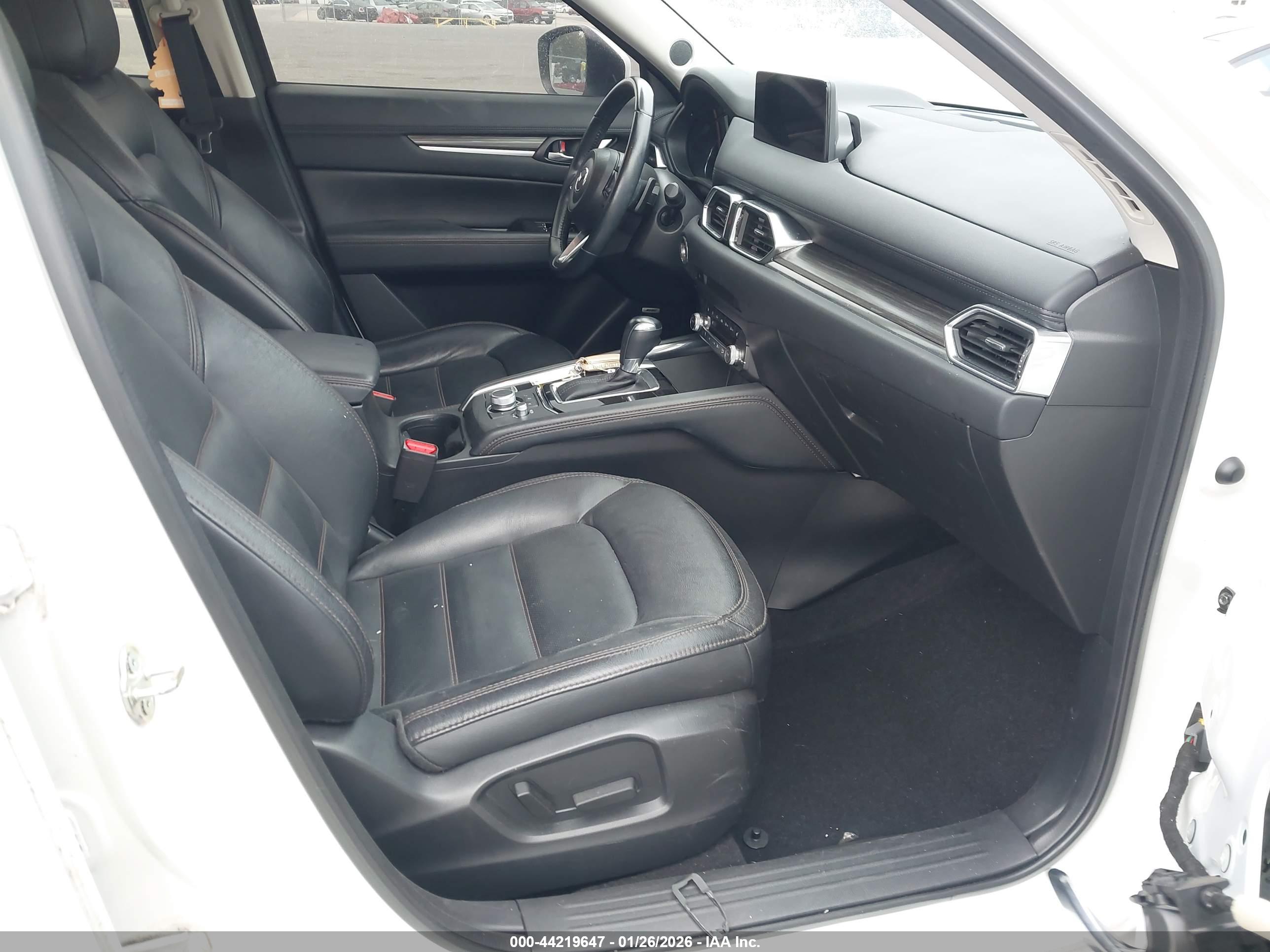 MAZDA CX-5 image 5