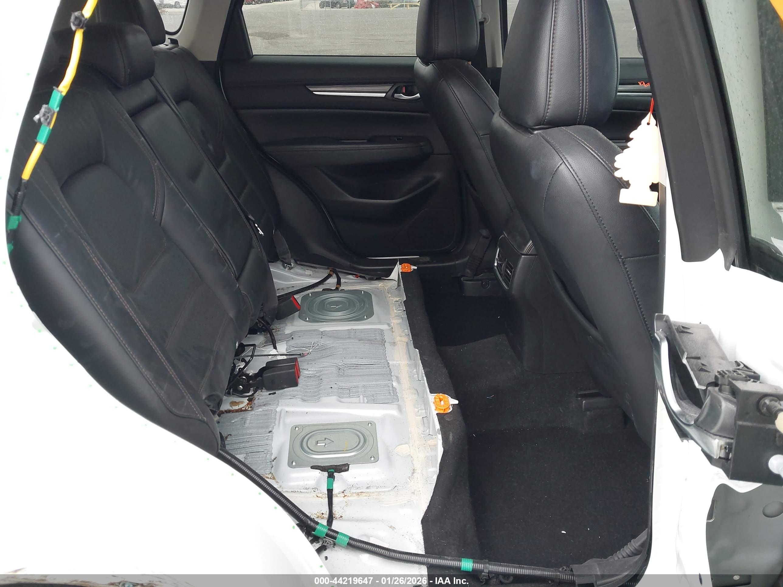 MAZDA CX-5 image 8