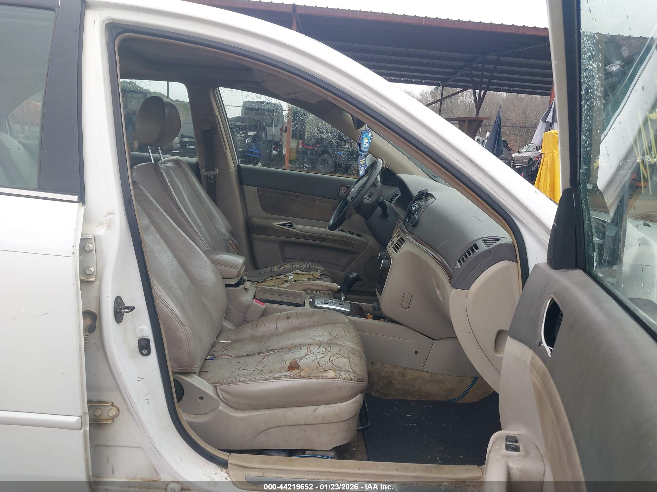 HYUNDAI SONATA image 5