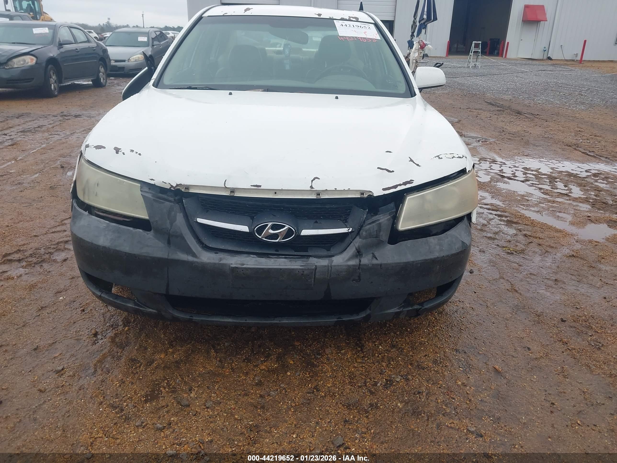 HYUNDAI SONATA image 6