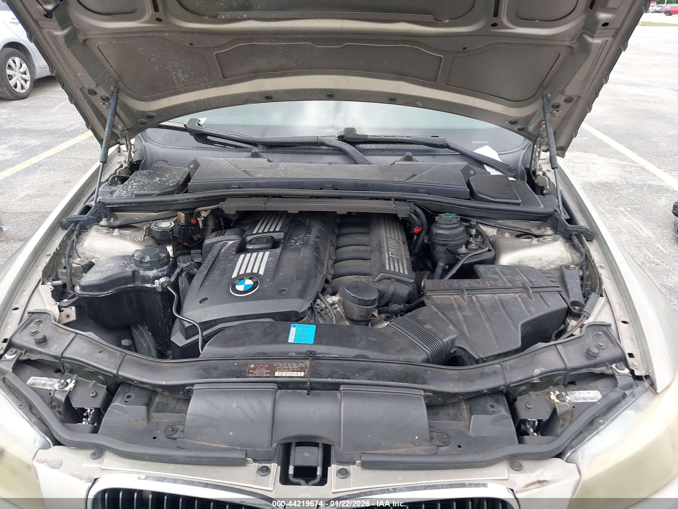BMW 328I image 10