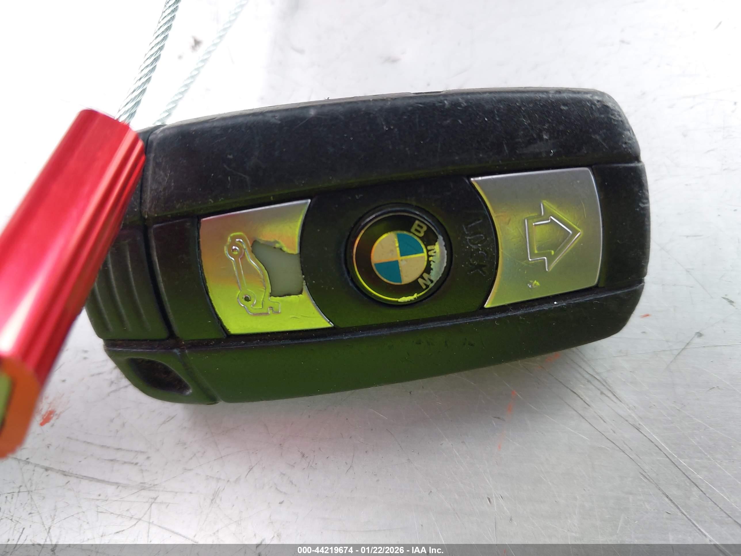 BMW 328I image 11