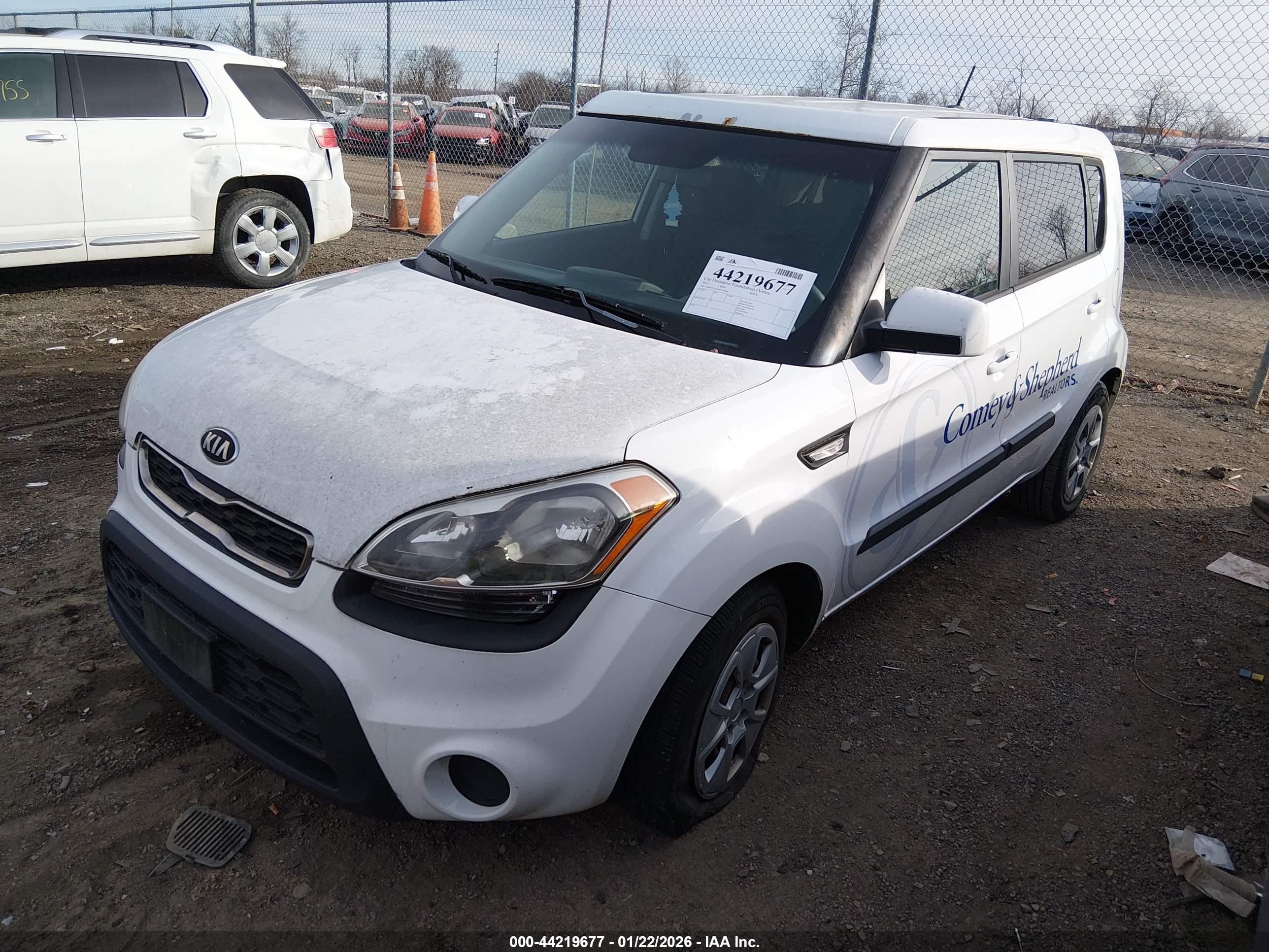 KIA SOUL image 2