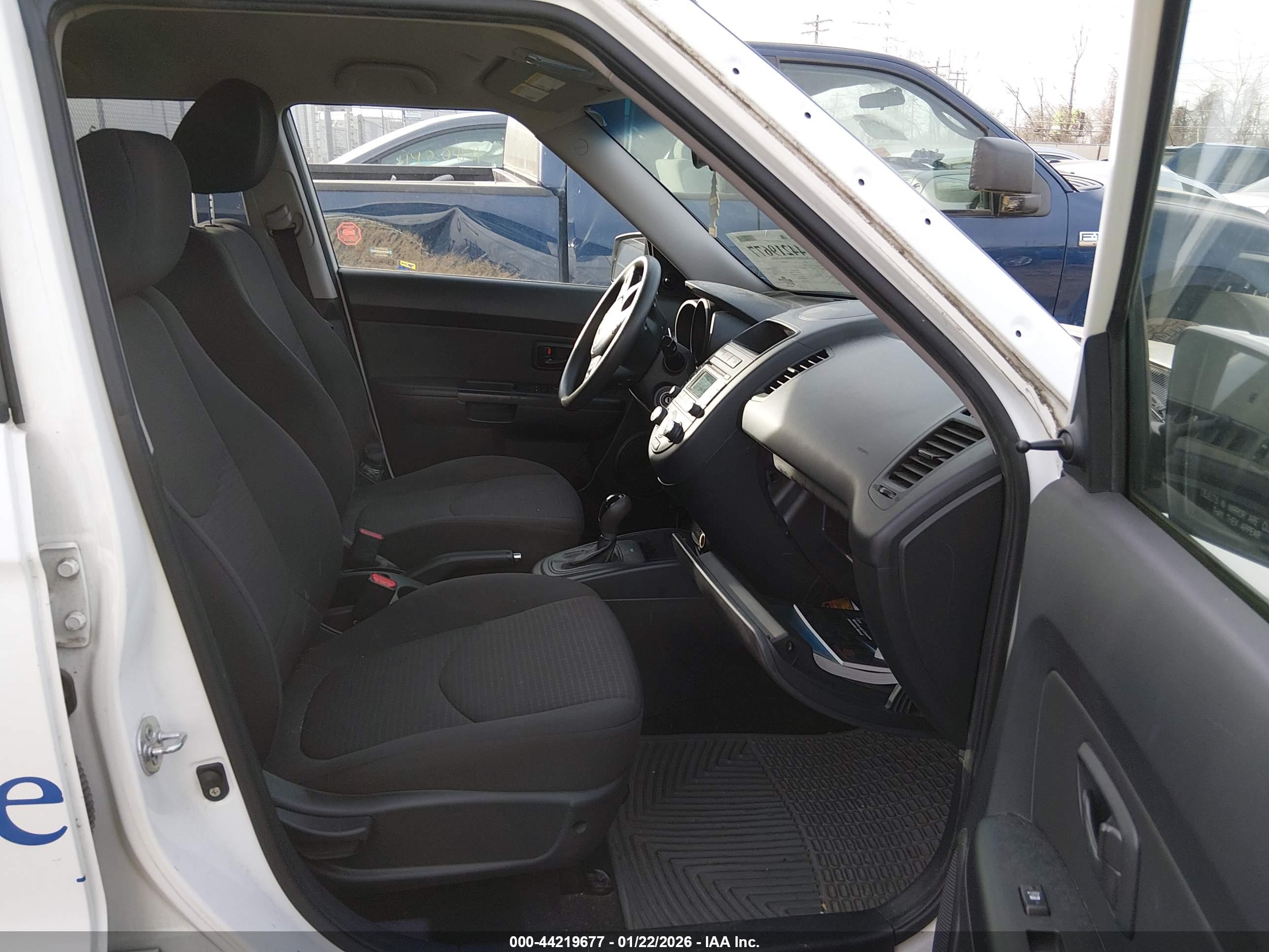 KIA SOUL image 5
