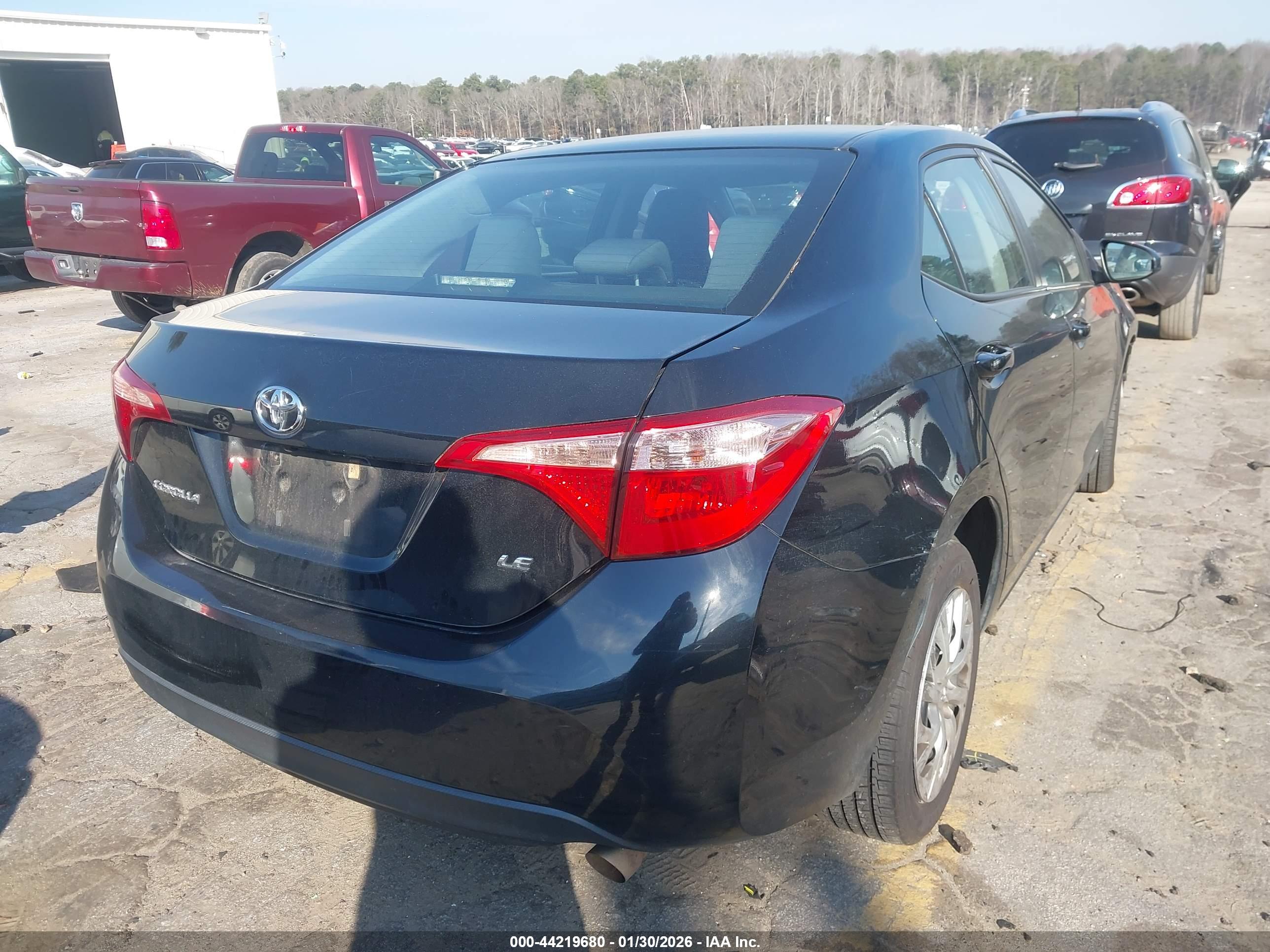 TOYOTA COROLLA image 4