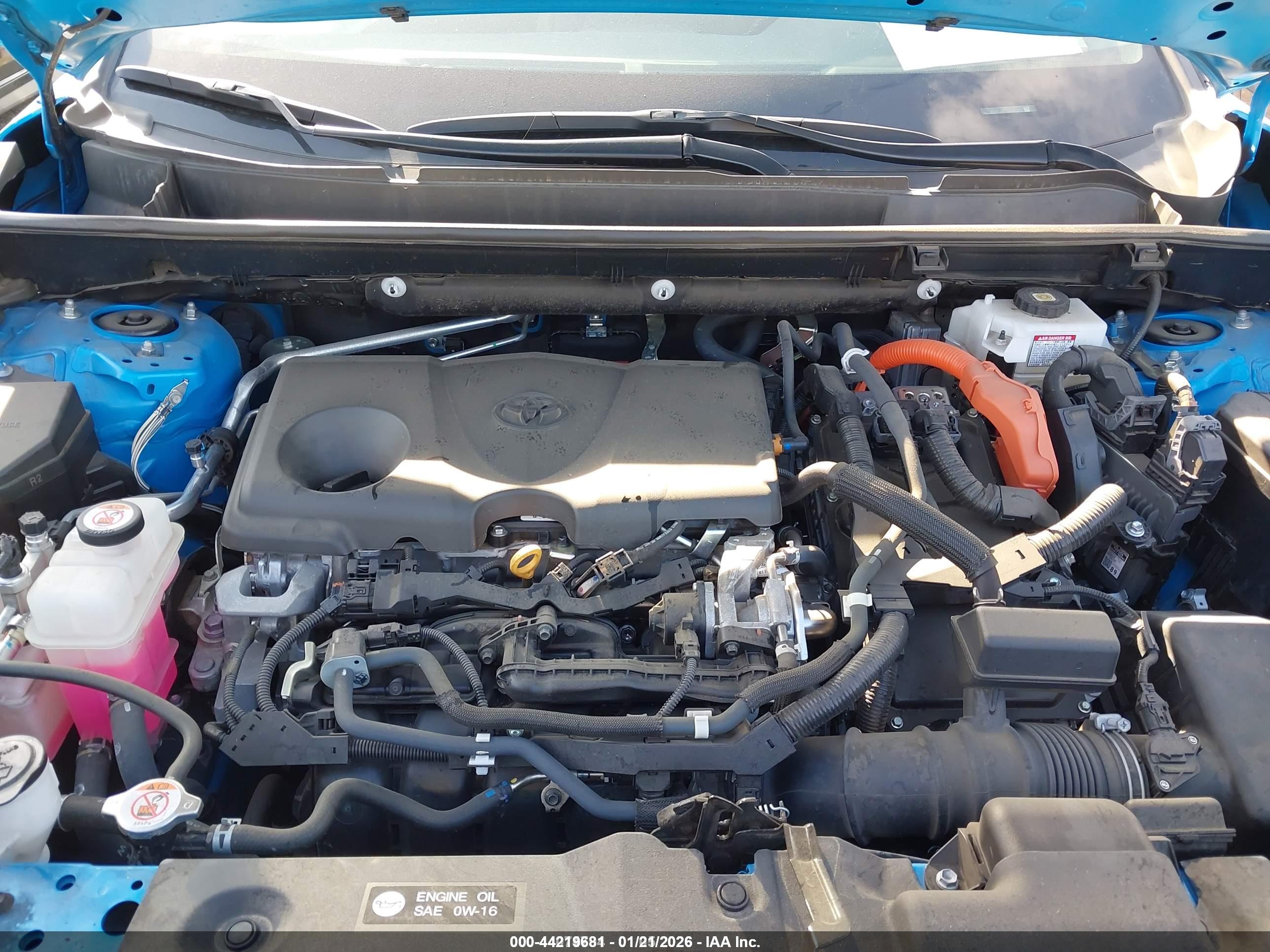 TOYOTA RAV4 image 10