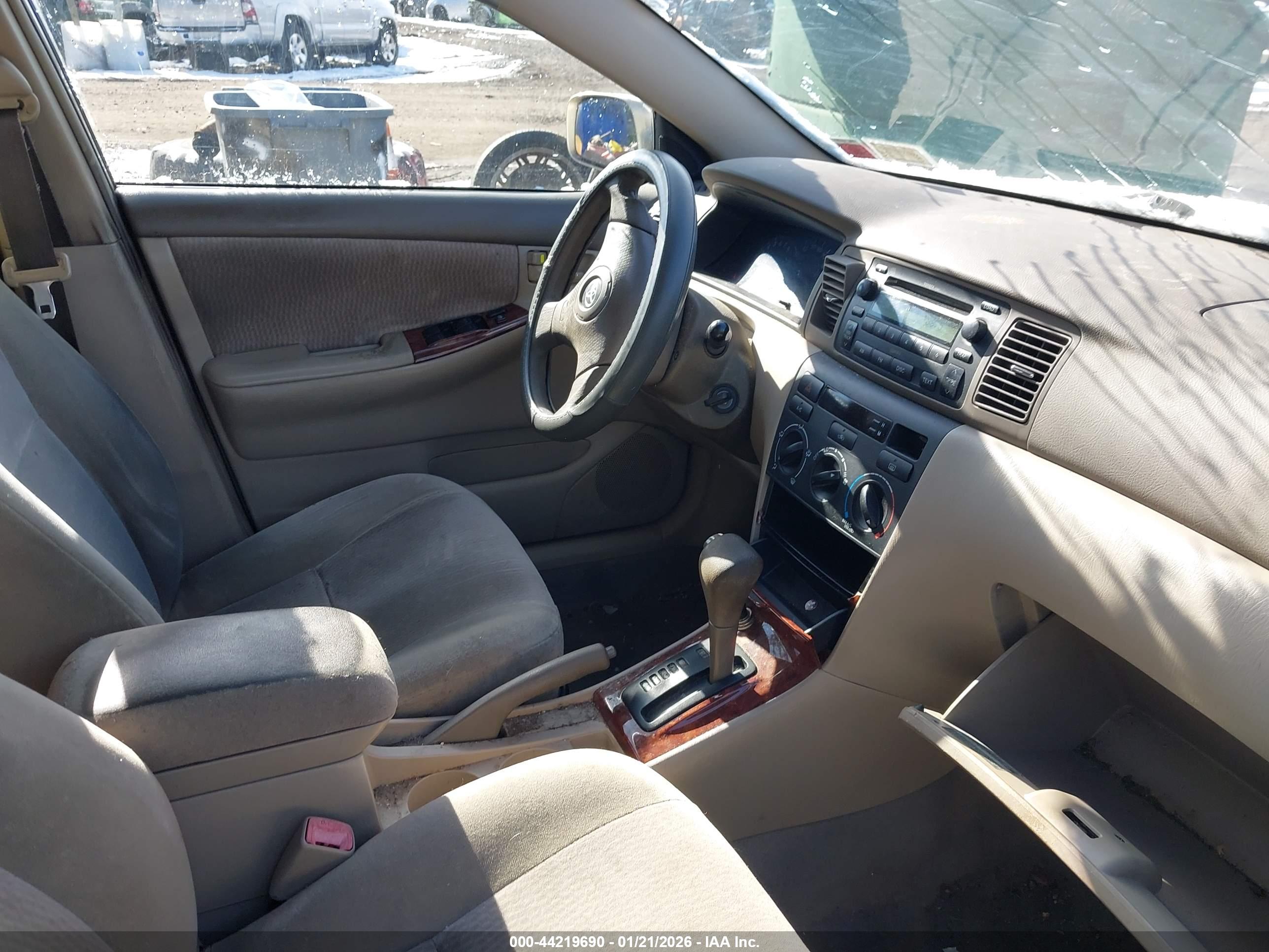 TOYOTA COROLLA image 5