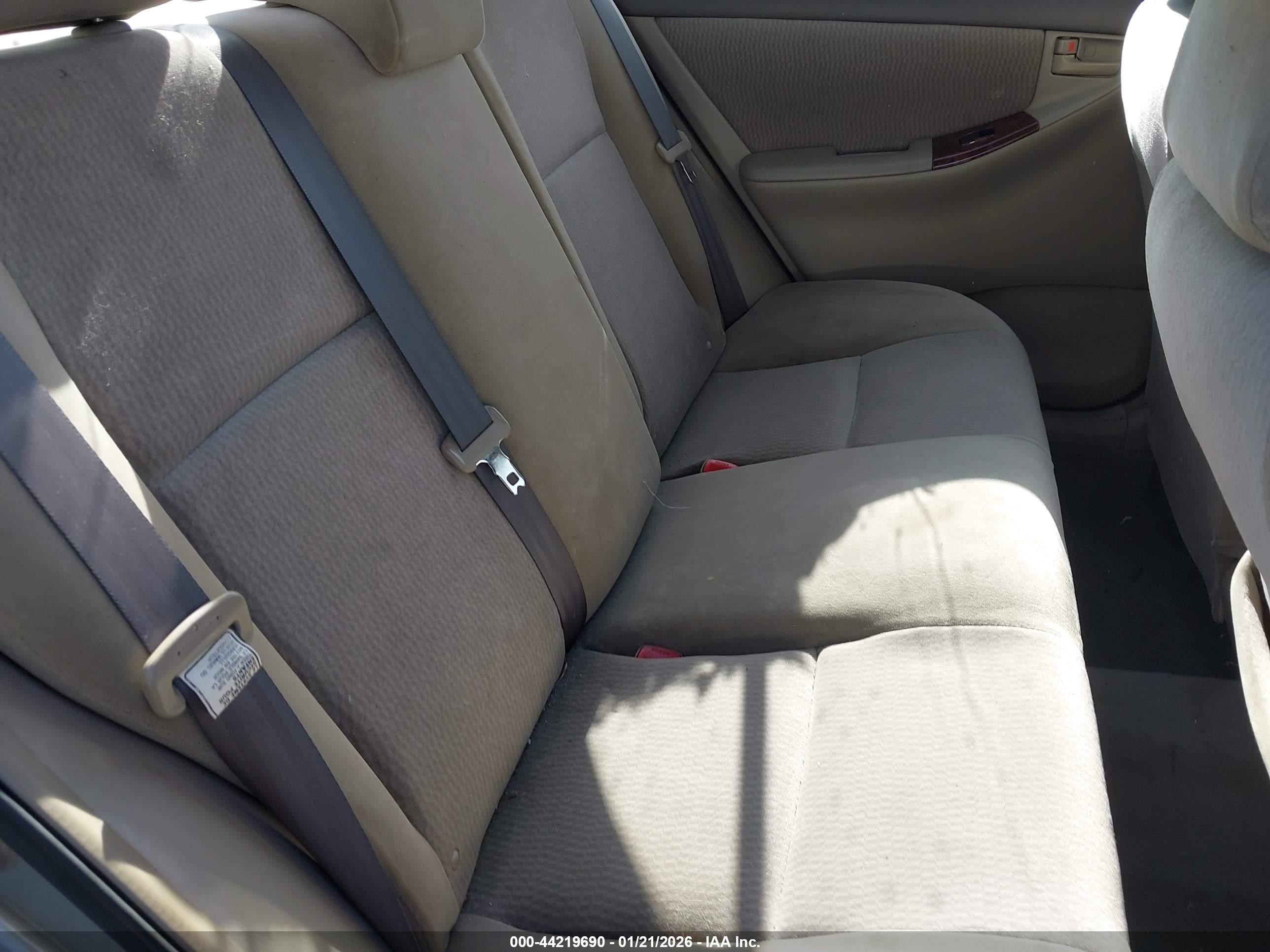 TOYOTA COROLLA image 8