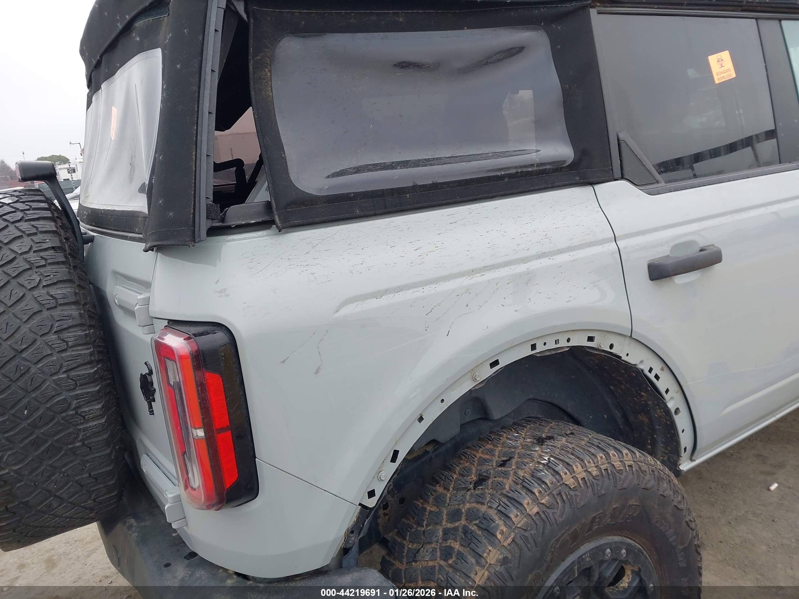 FORD BRONCO image 6