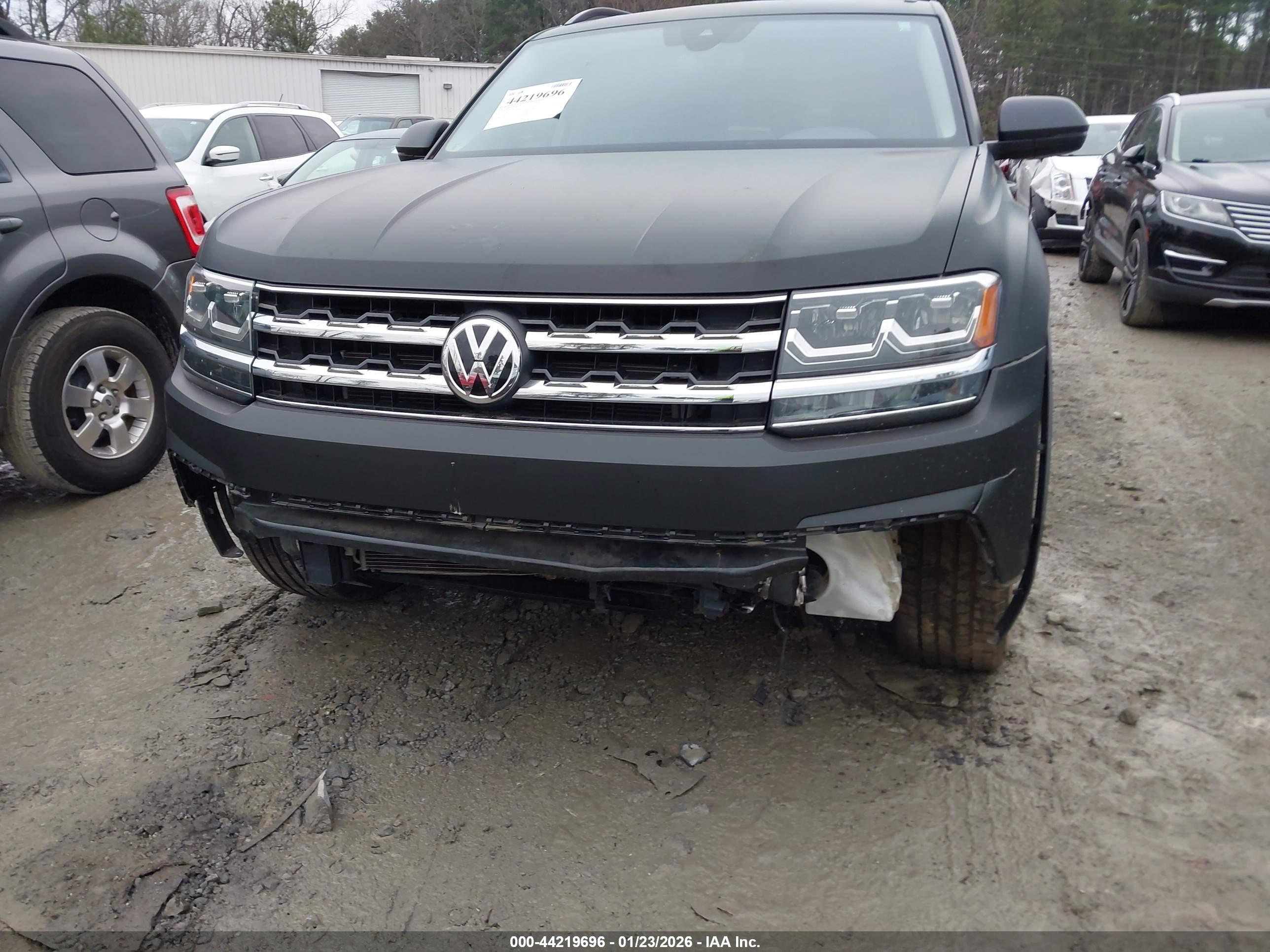 VOLKSWAGEN ATLAS image 6