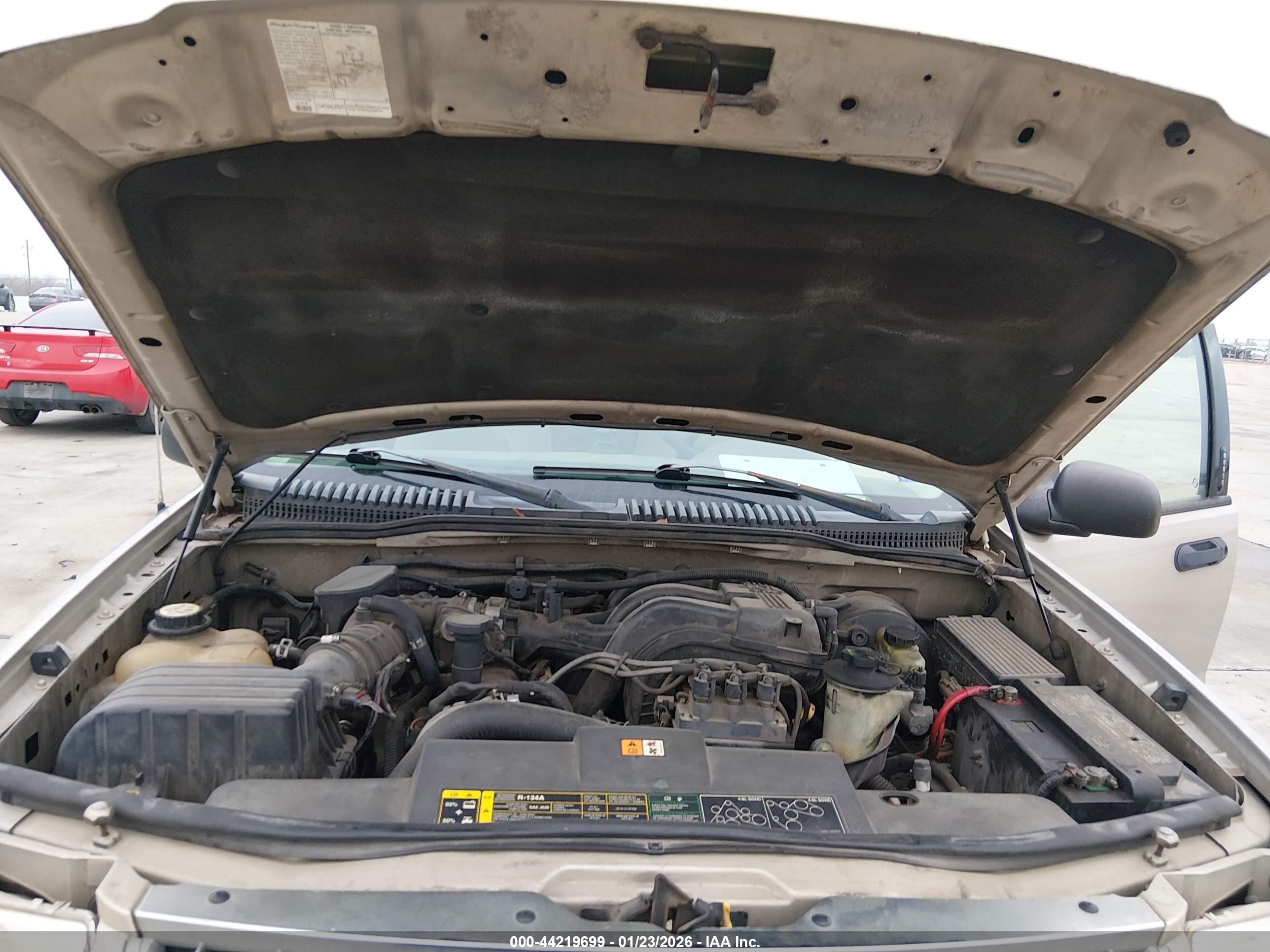 FORD EXPLORER image 10