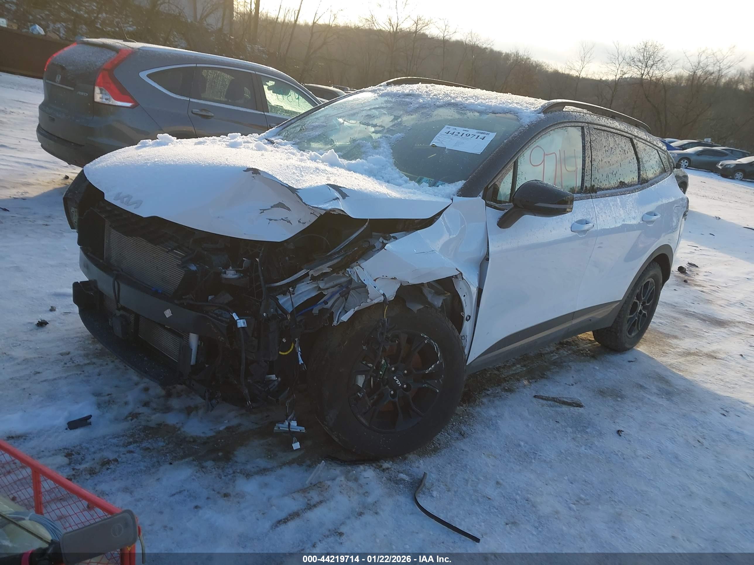 KIA SPORTAGE image 2