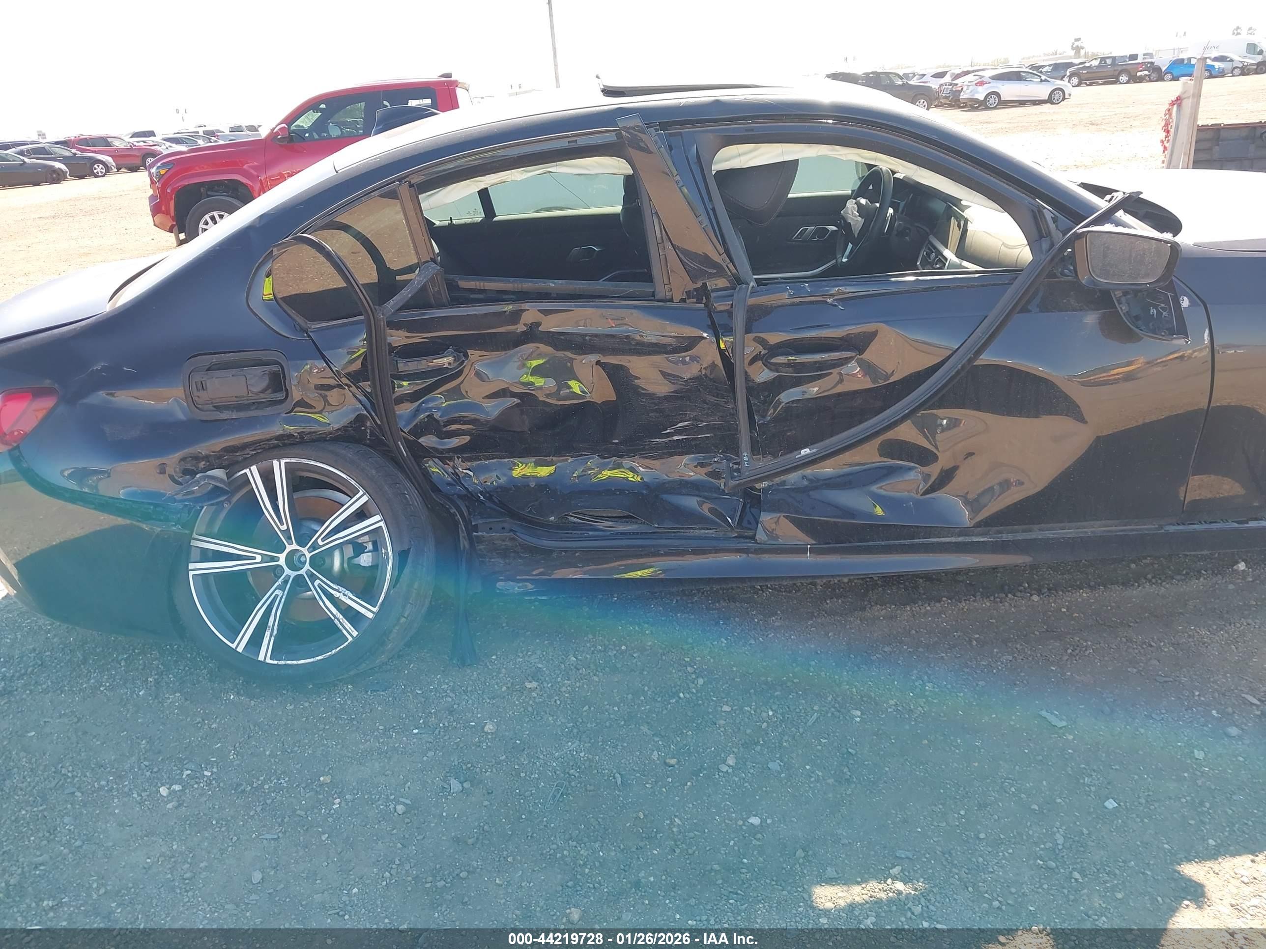 BMW 330I image 6