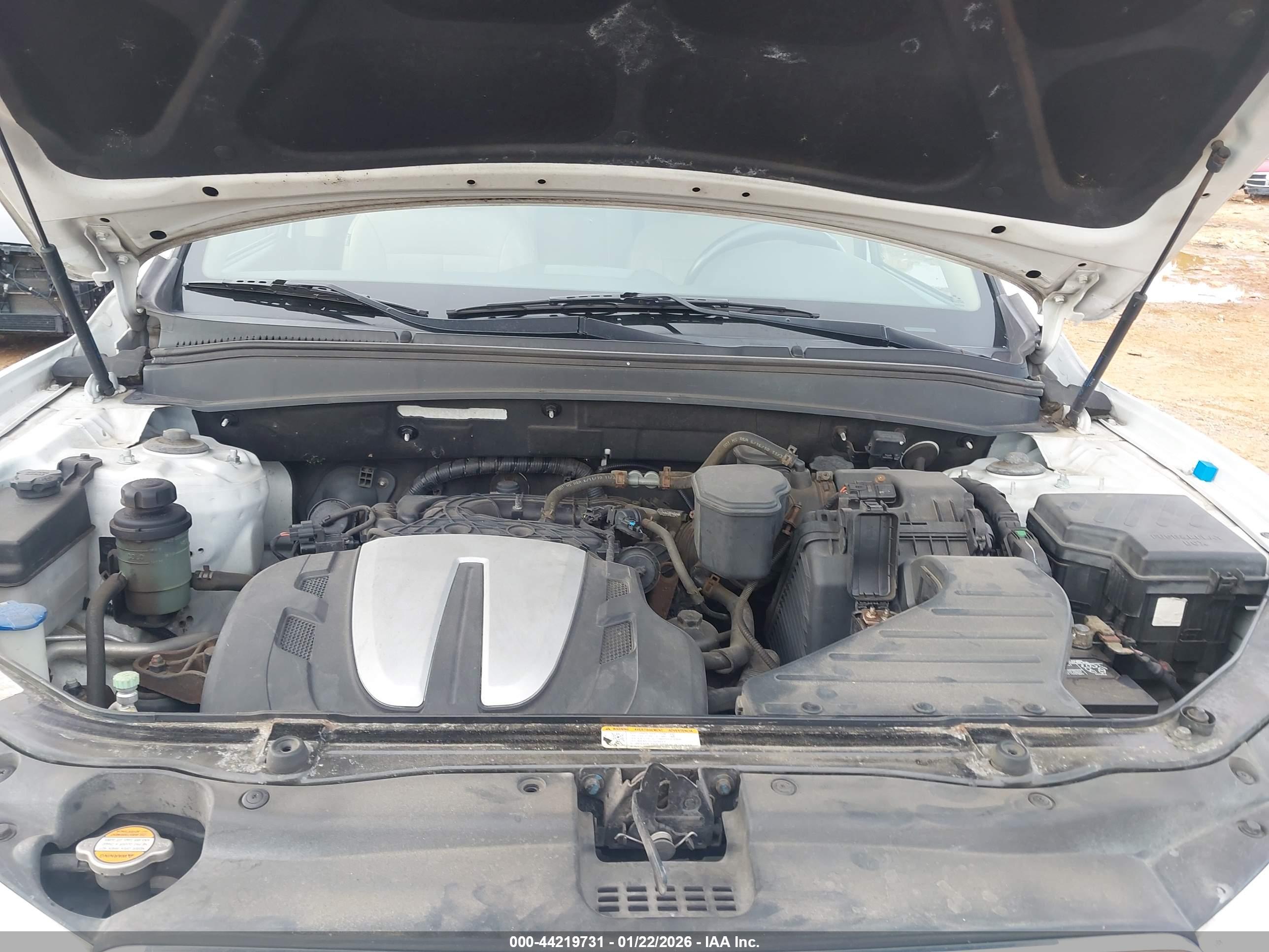 HYUNDAI SANTA image 10