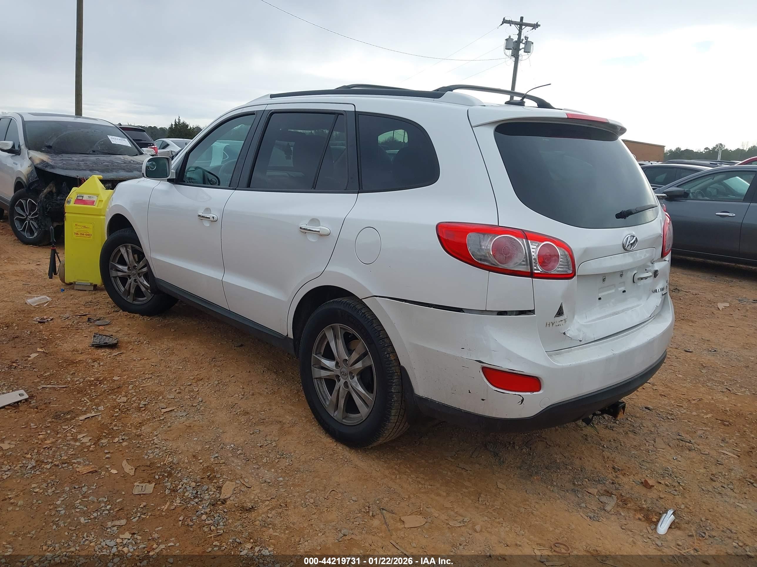 HYUNDAI SANTA image 3