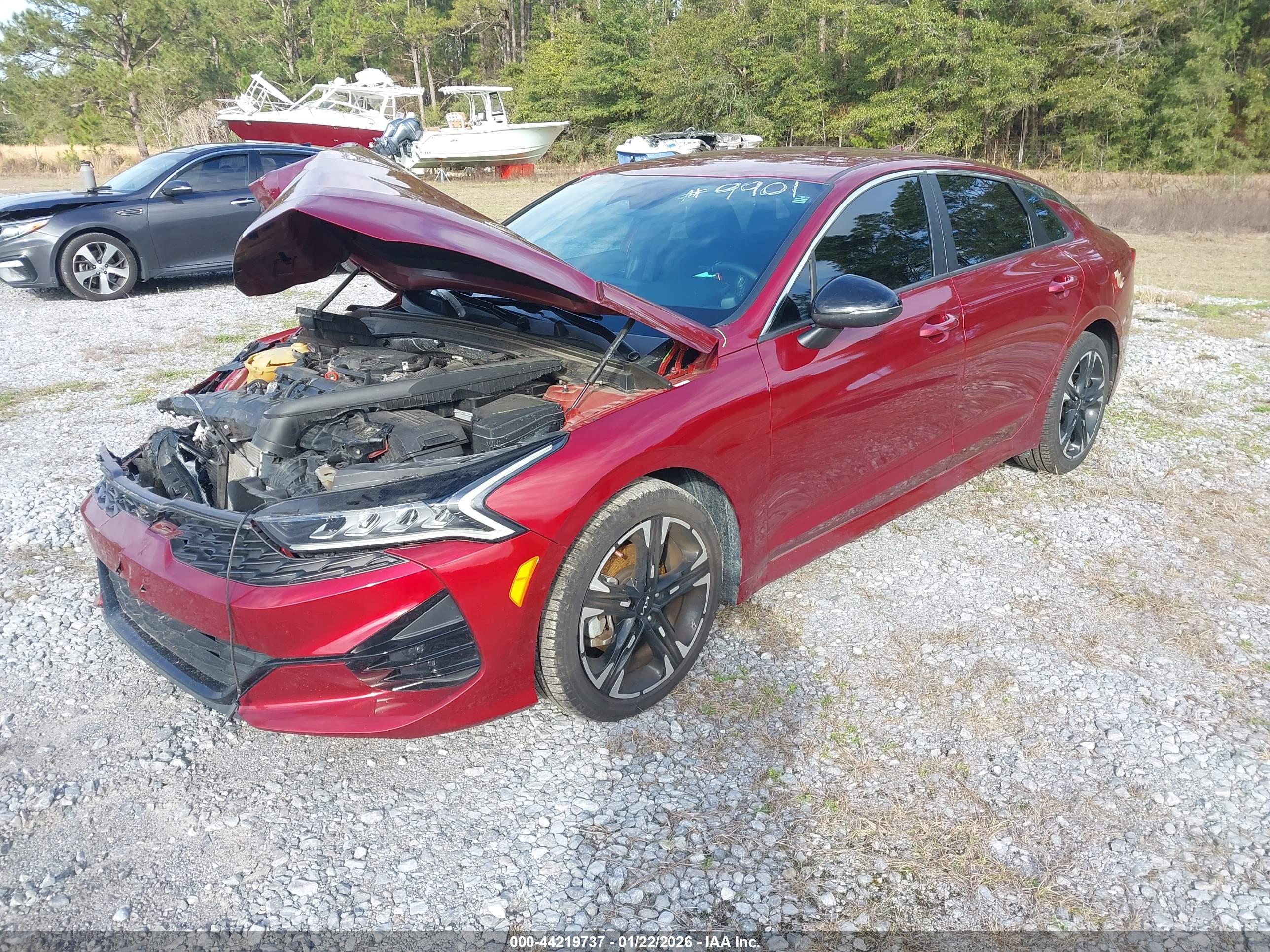 KIA K5 image 2