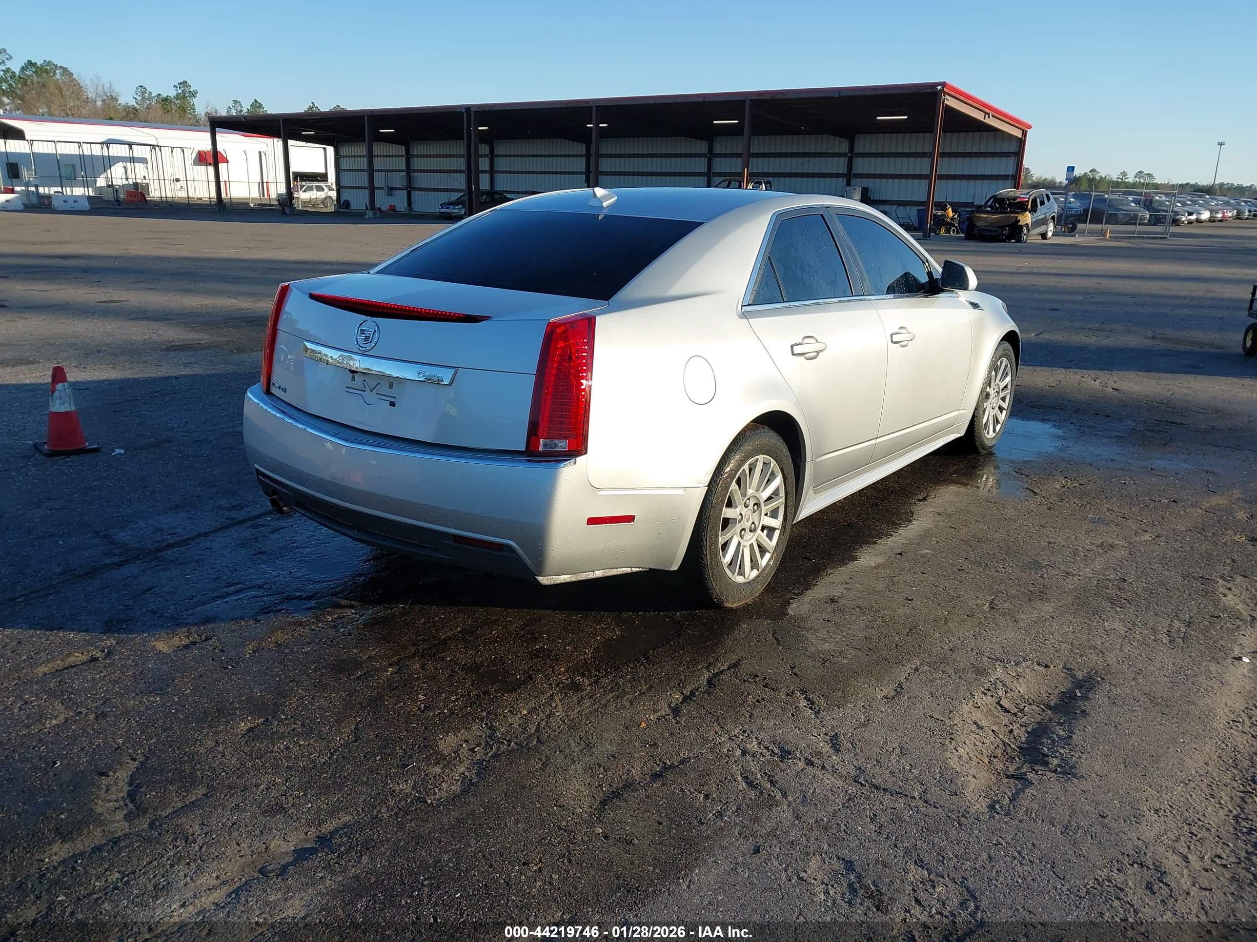 CADILLAC CTS image 4