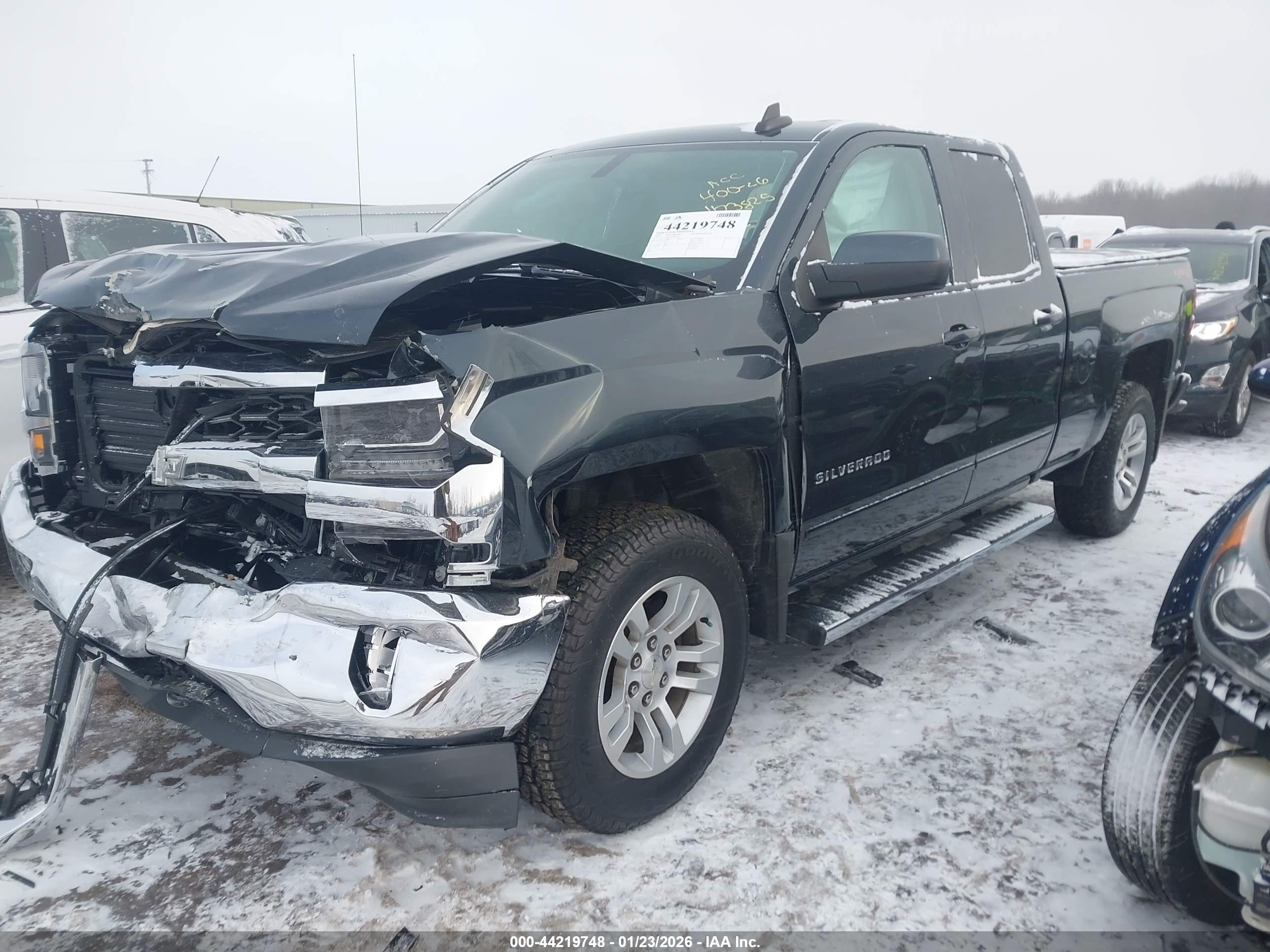 CHEVROLET SILVERADO image 2