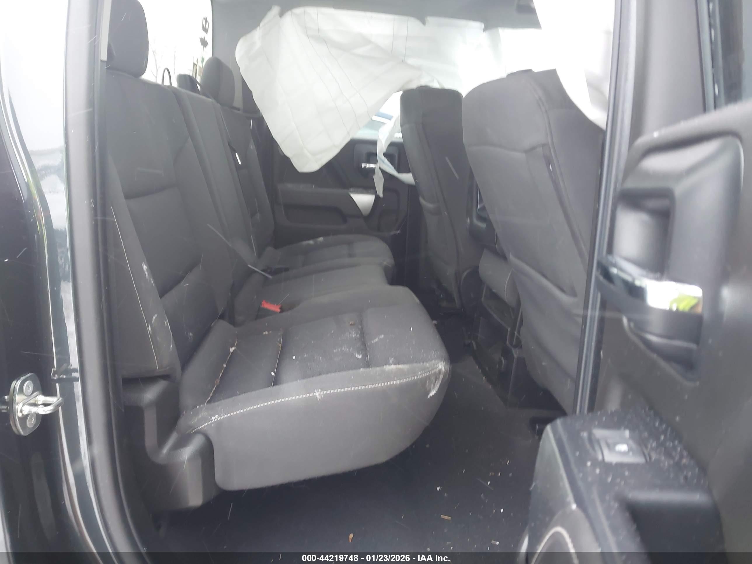 CHEVROLET SILVERADO image 8