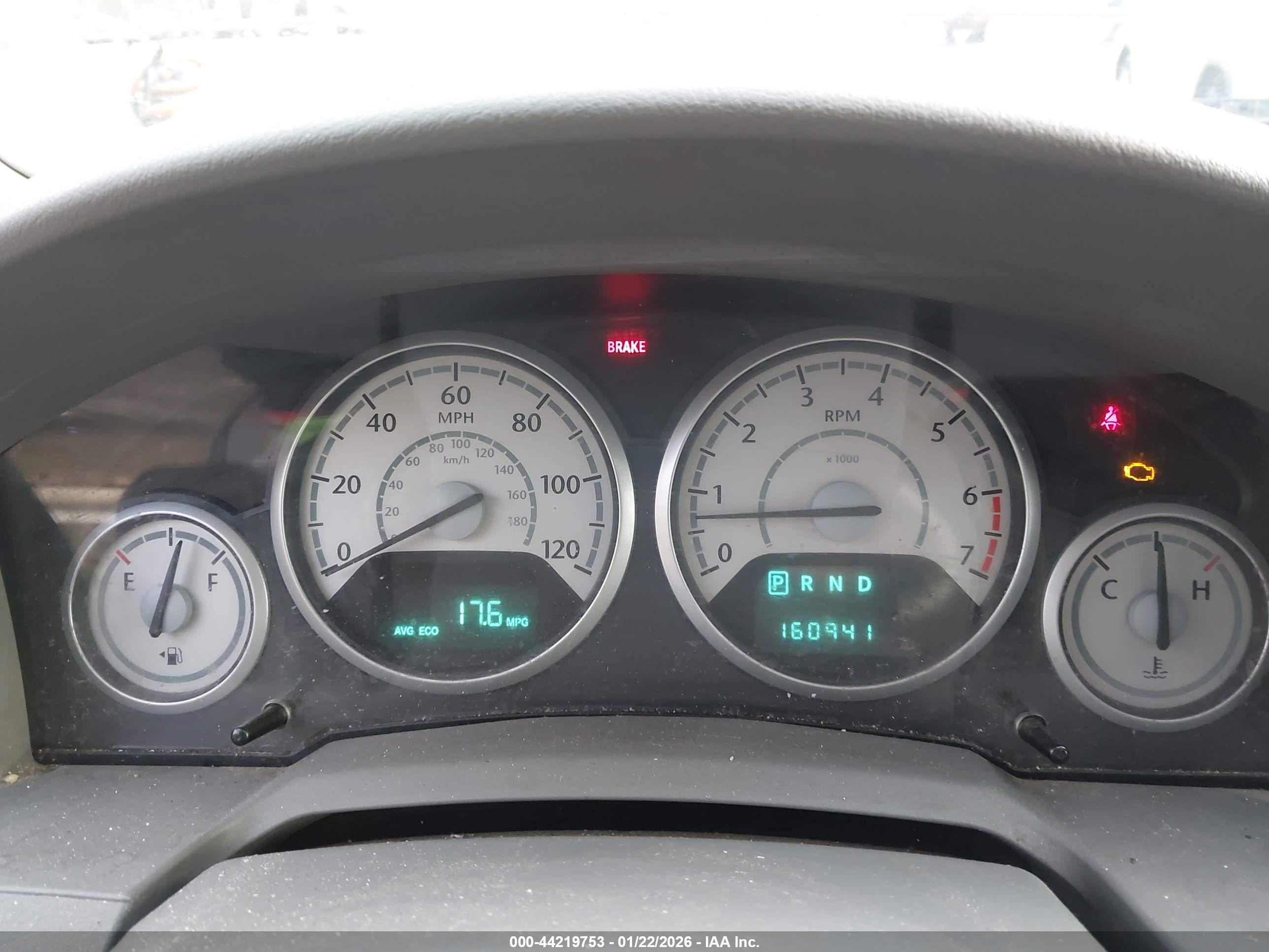 CHRYSLER TOWN image 7
