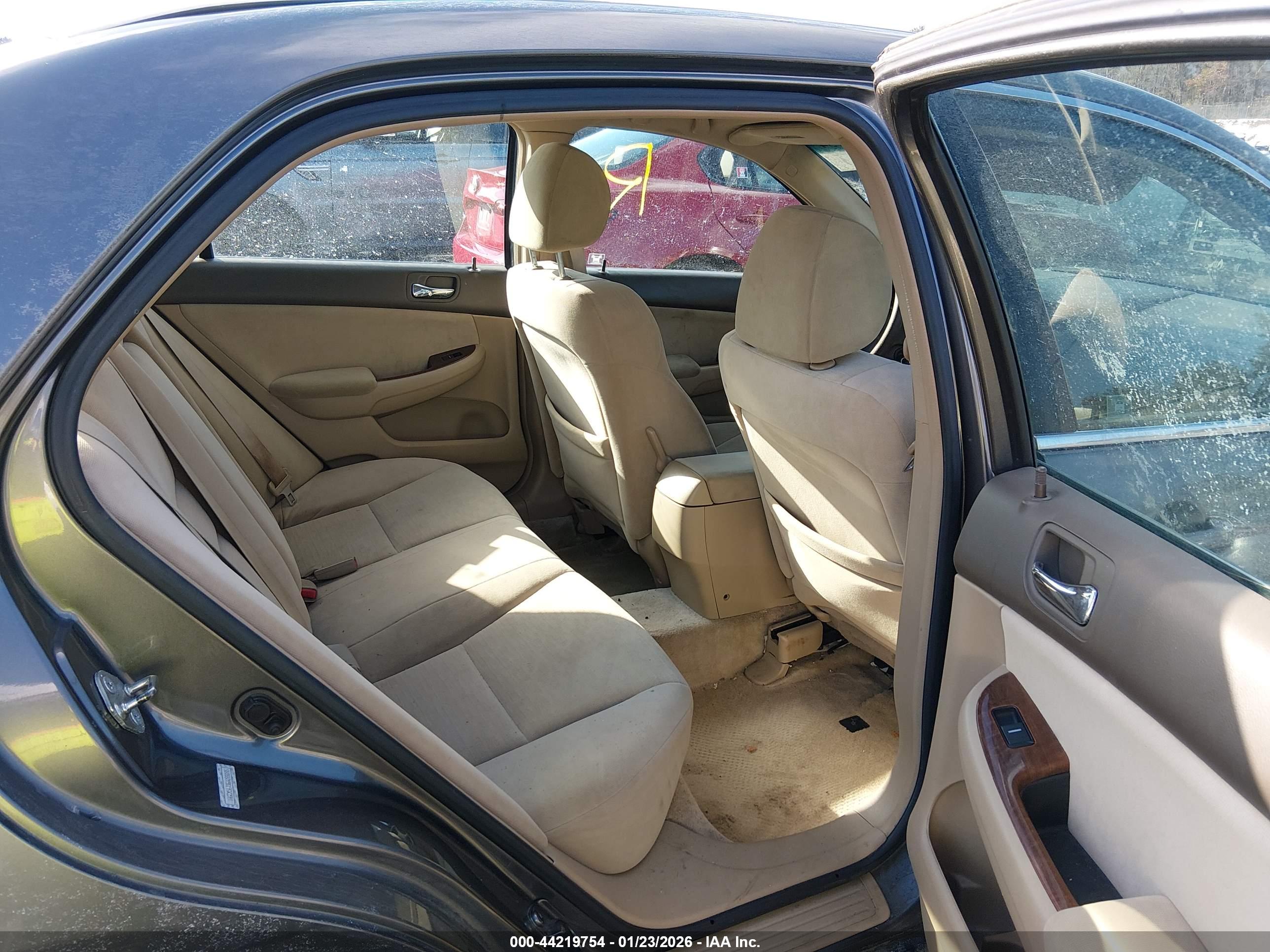 HONDA ACCORD image 8