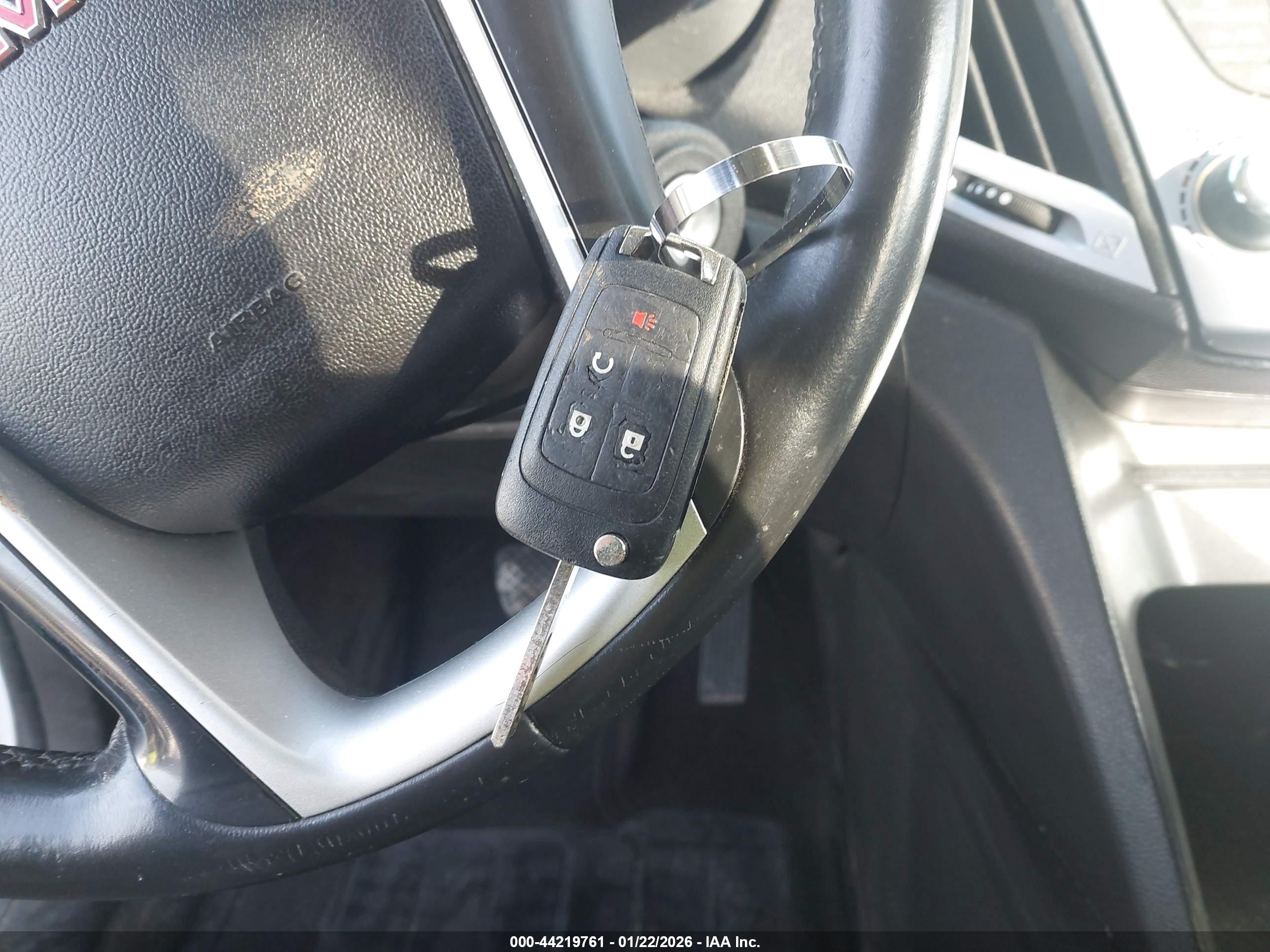 GMC TERRAIN image 11