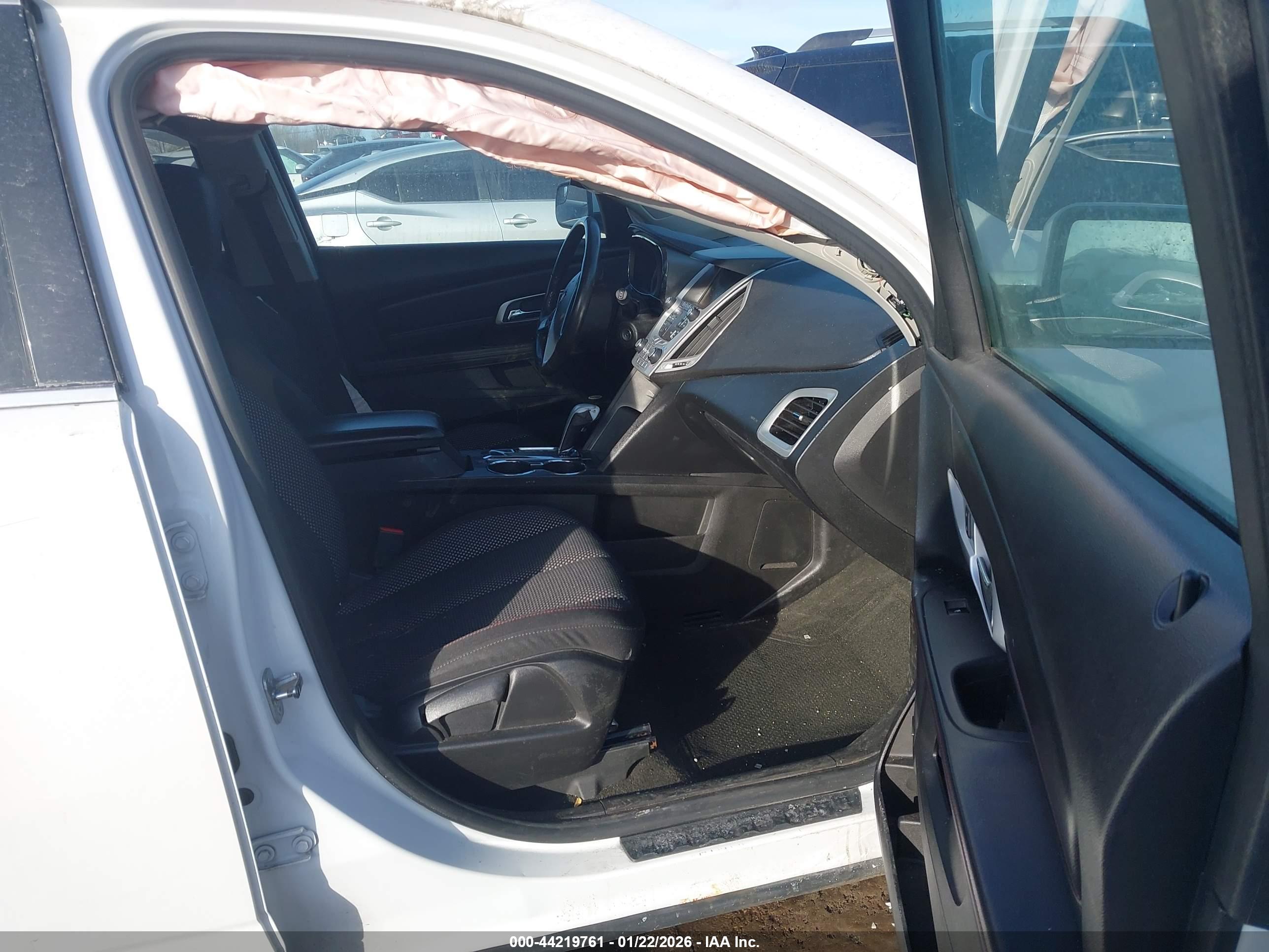 GMC TERRAIN image 5