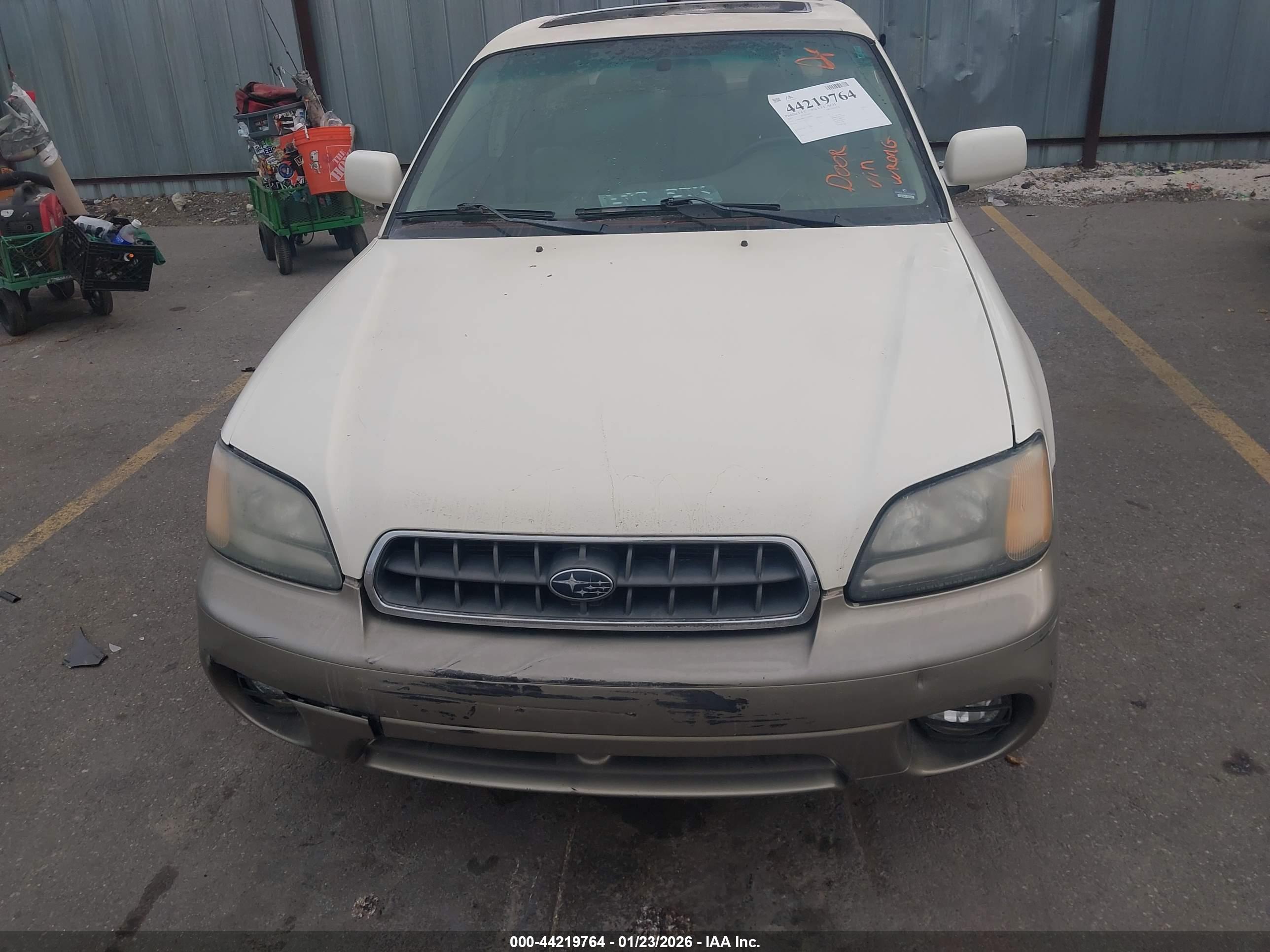 SUBARU OUTBACK image 6