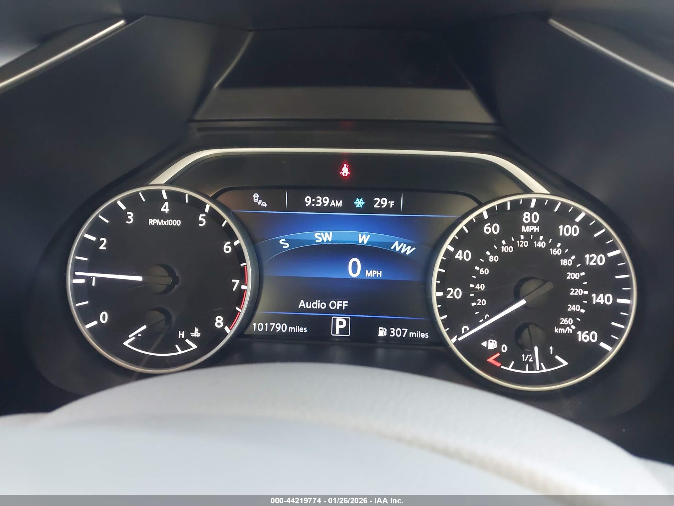 NISSAN MURANO image 7