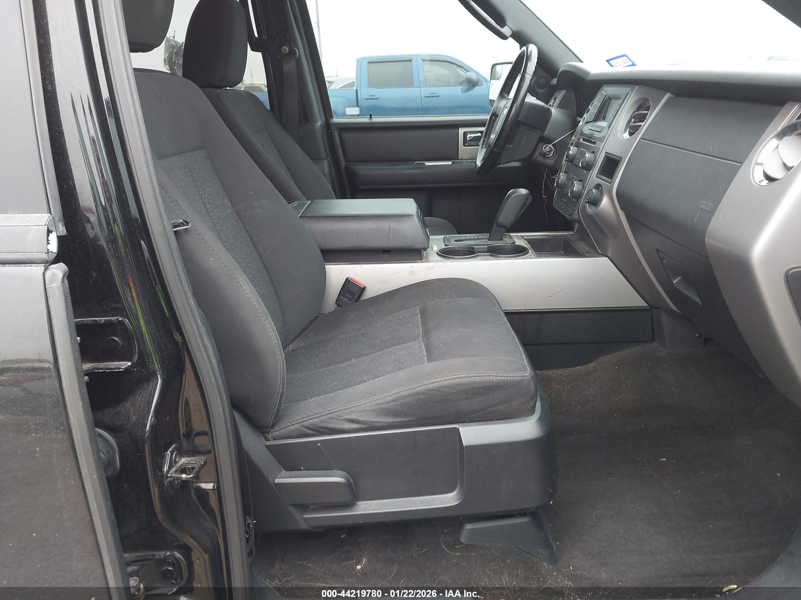 FORD EXPEDITION image 5