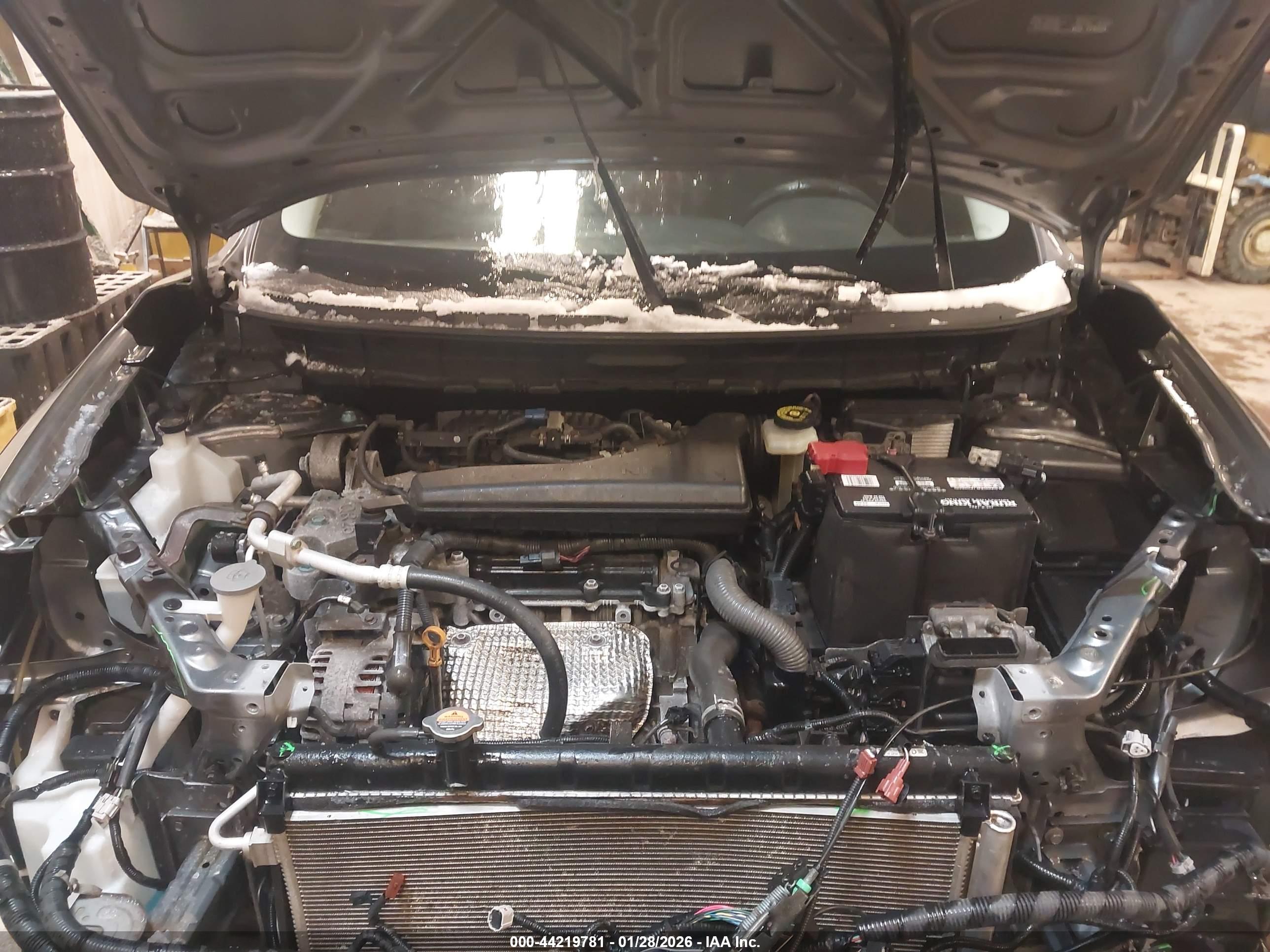 NISSAN ROGUE image 10