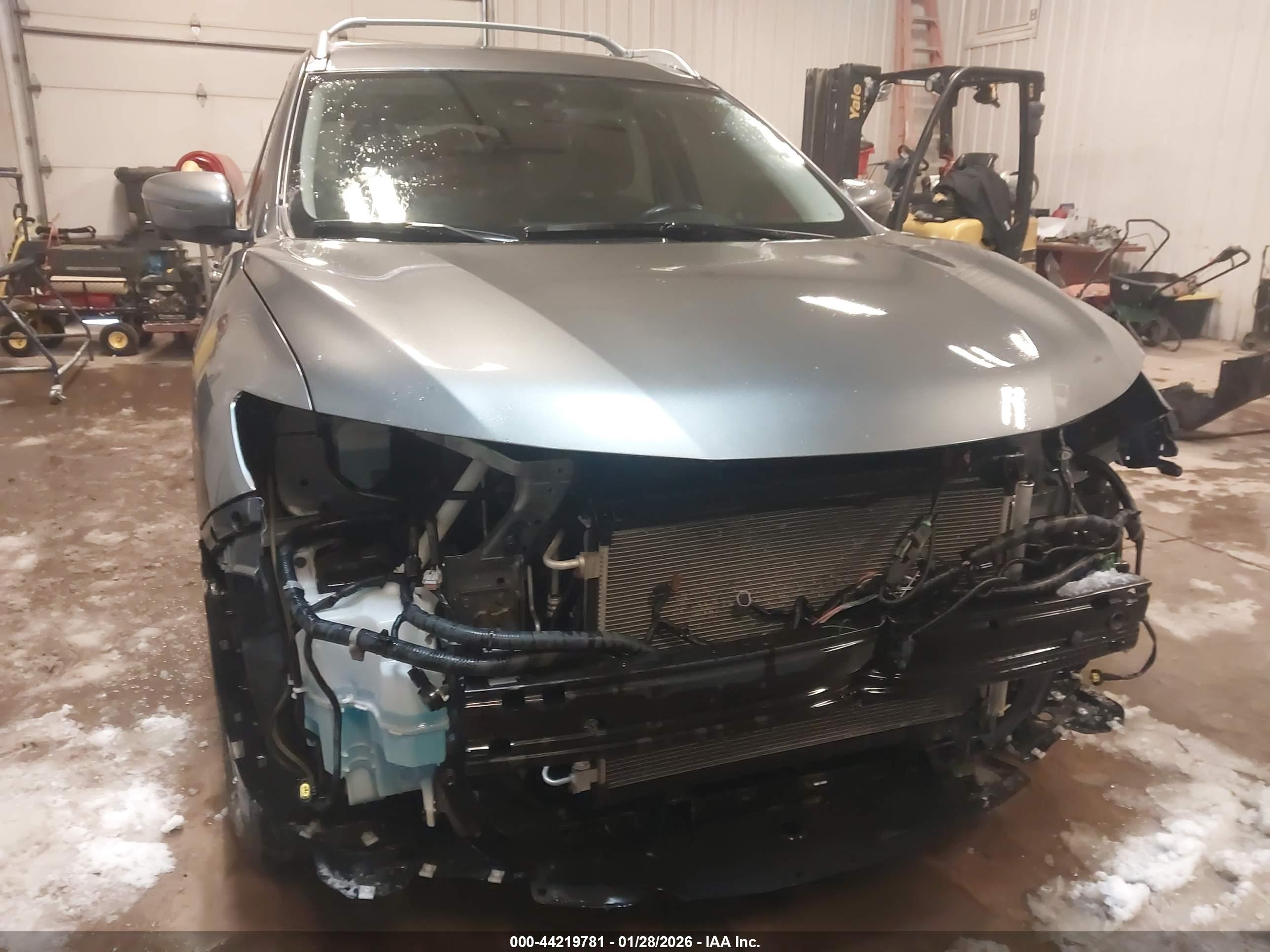 NISSAN ROGUE image 6