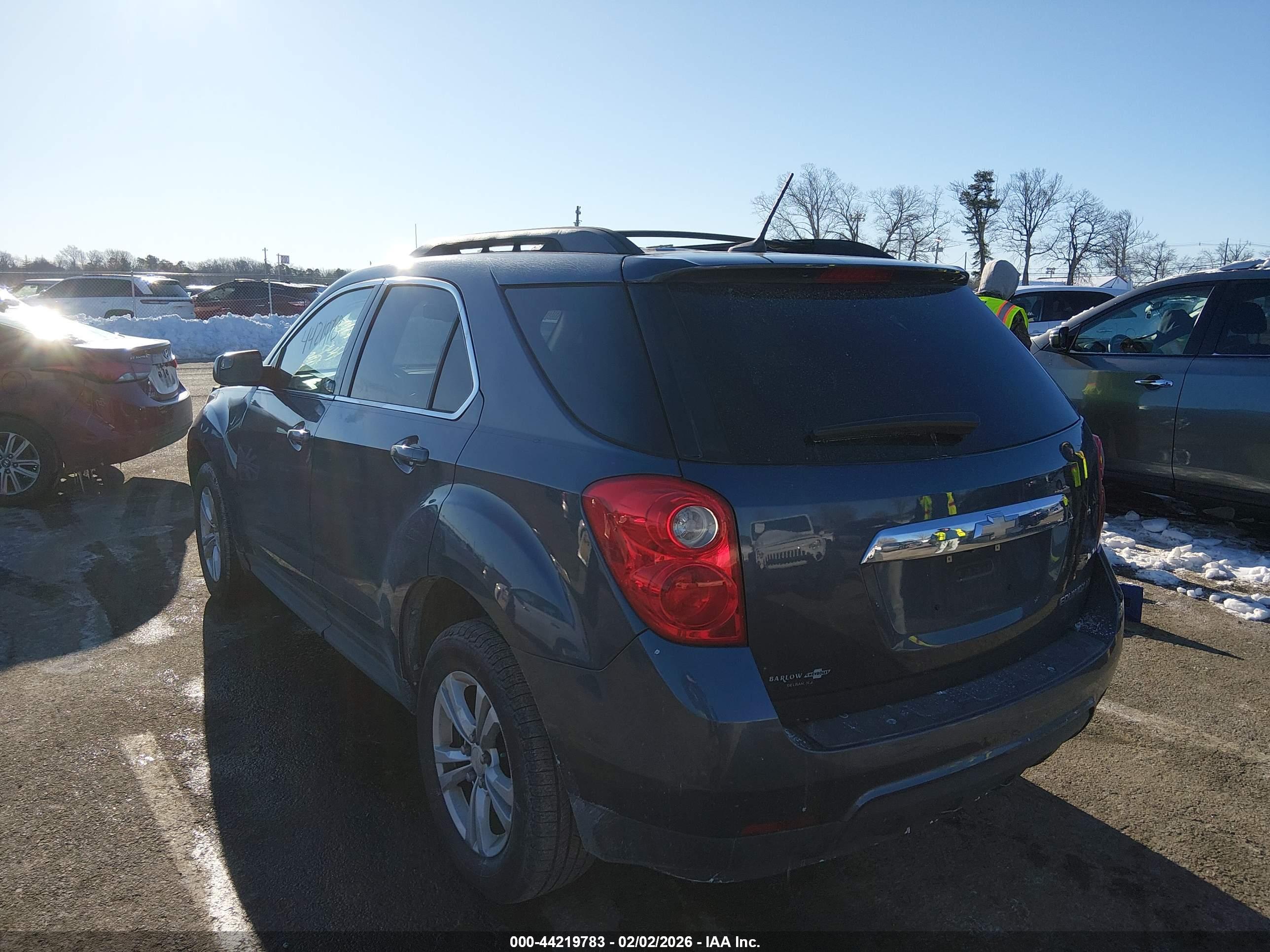 CHEVROLET EQUINOX image 3