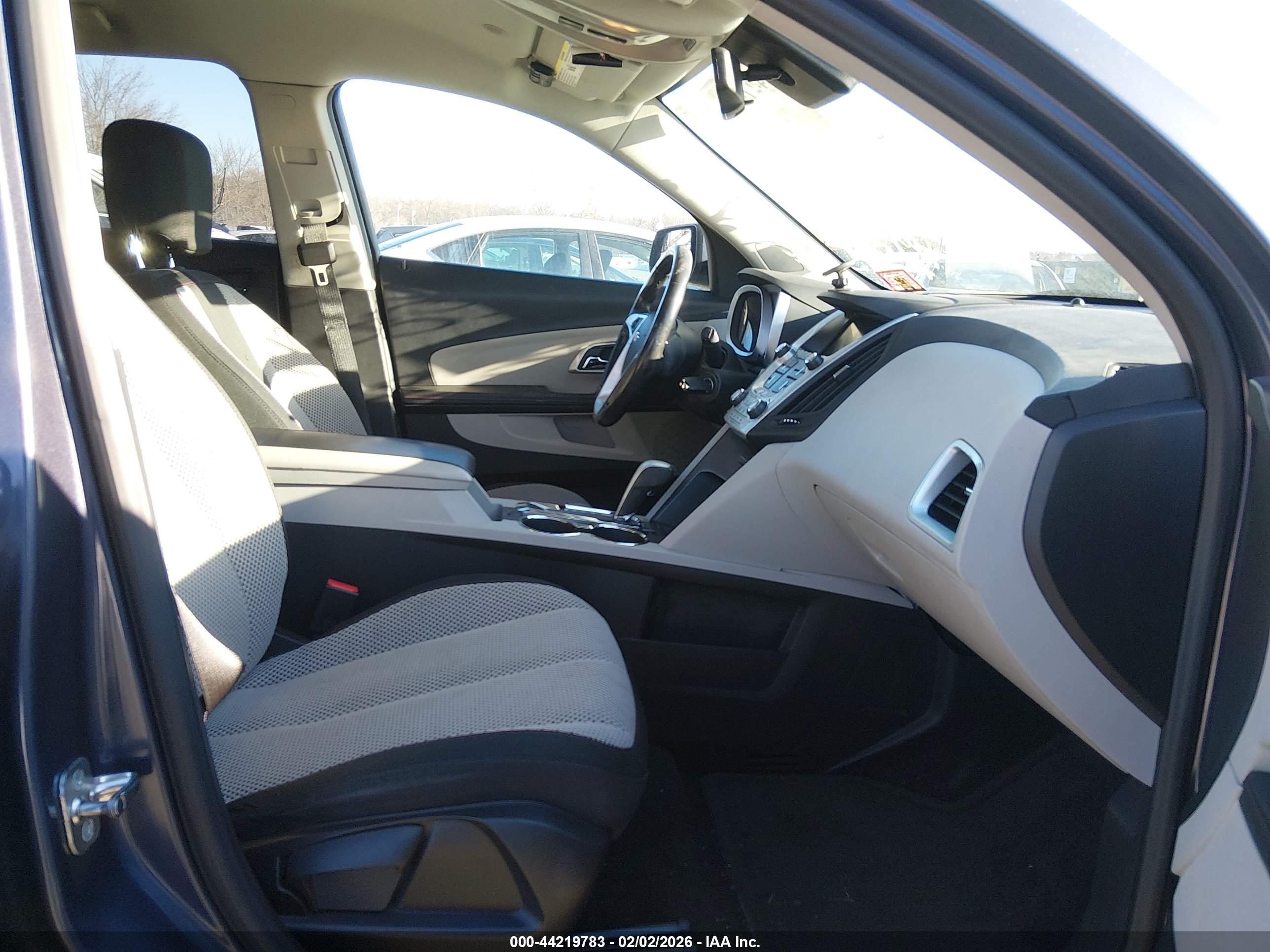 CHEVROLET EQUINOX image 5