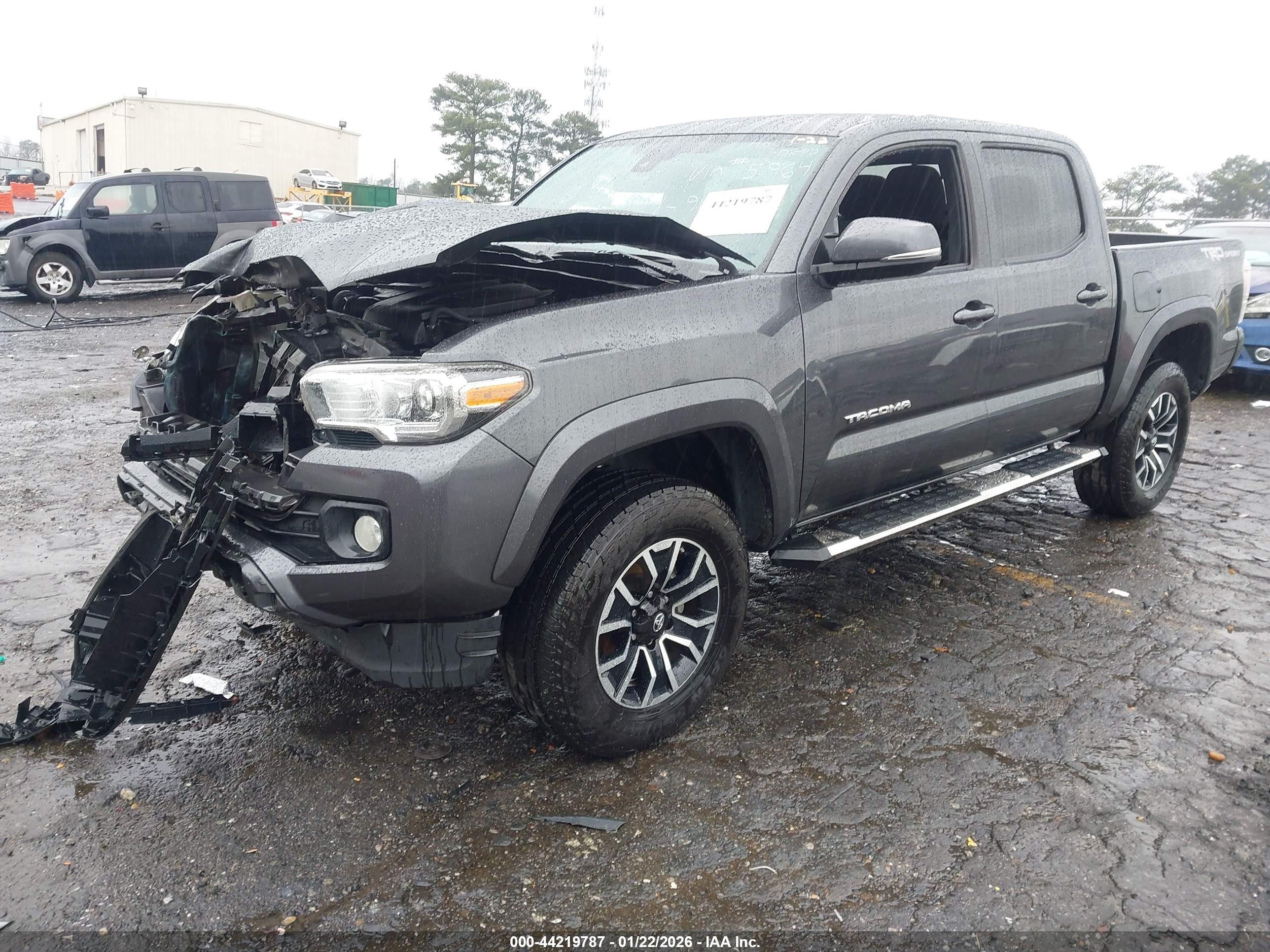 TOYOTA TACOMA image 2