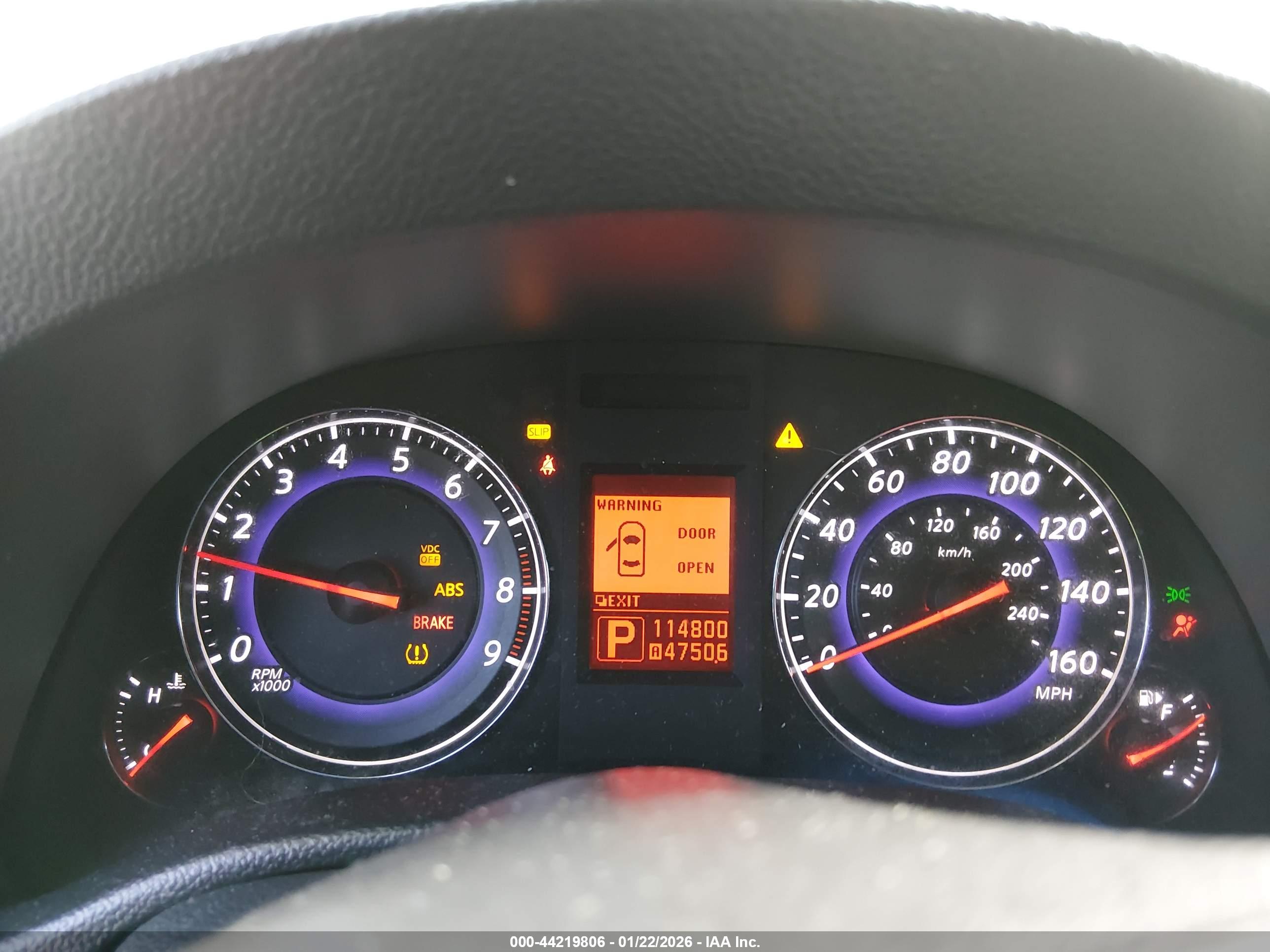 INFINITI G37 image 7
