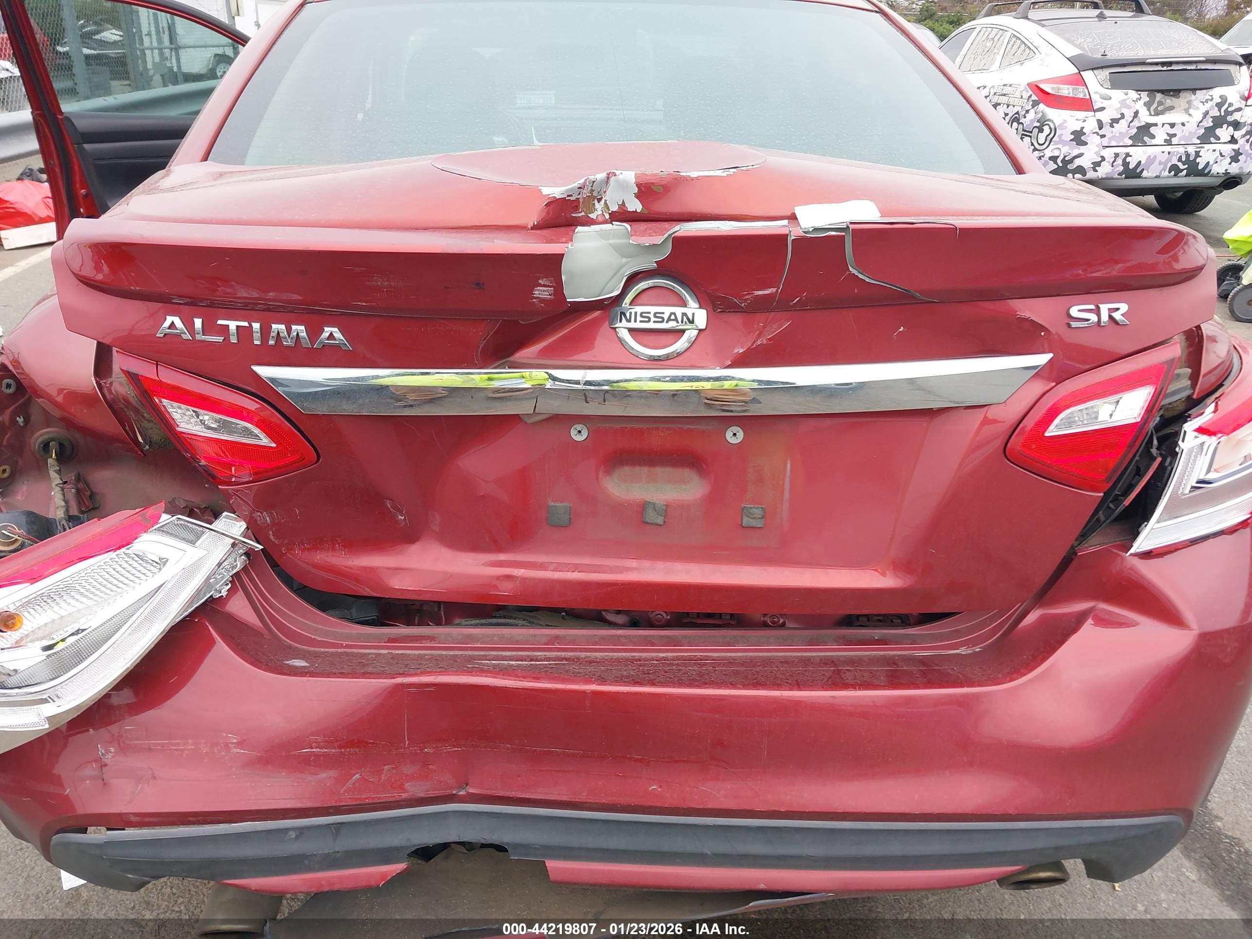 NISSAN ALTIMA image 6