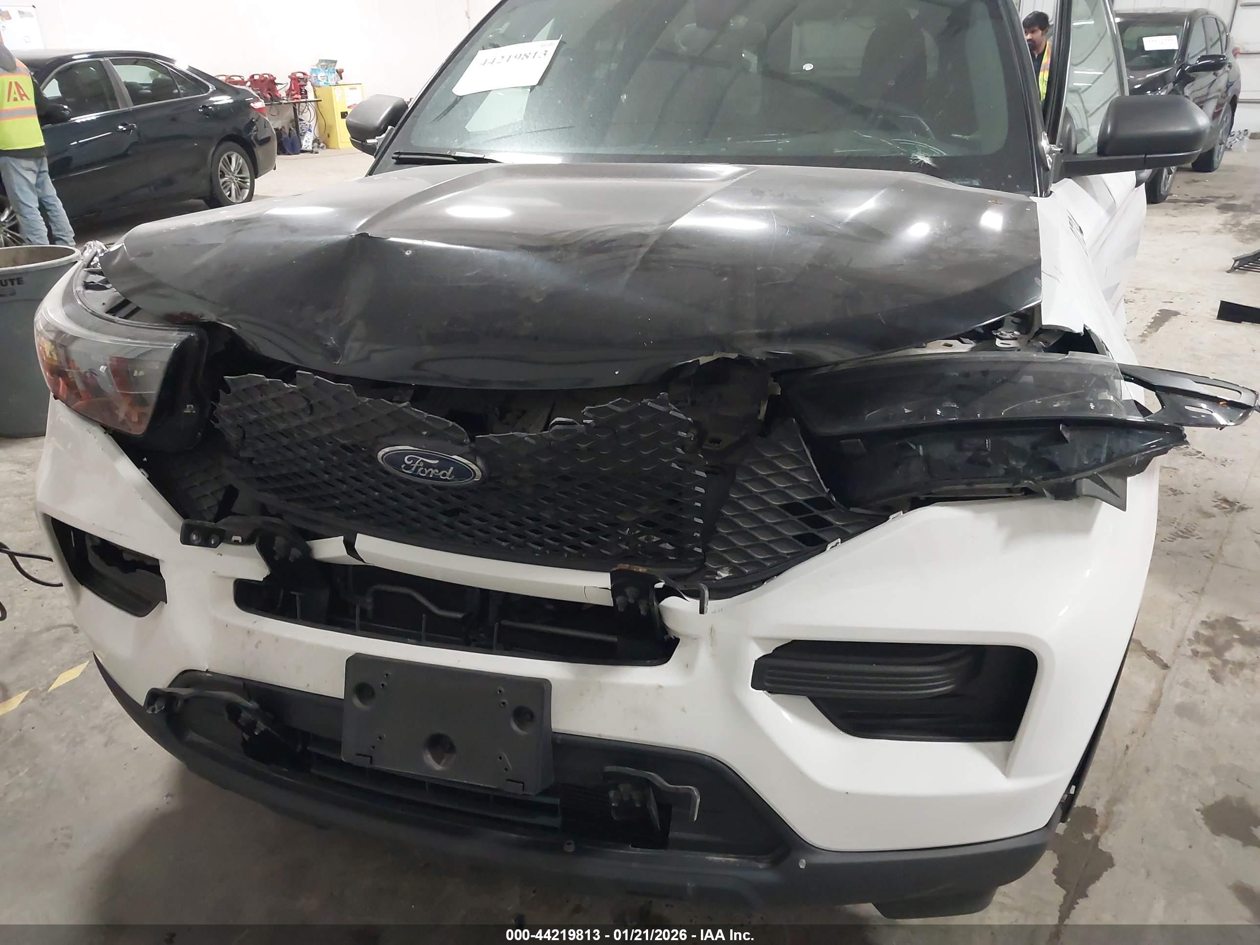 FORD POLICE image 6