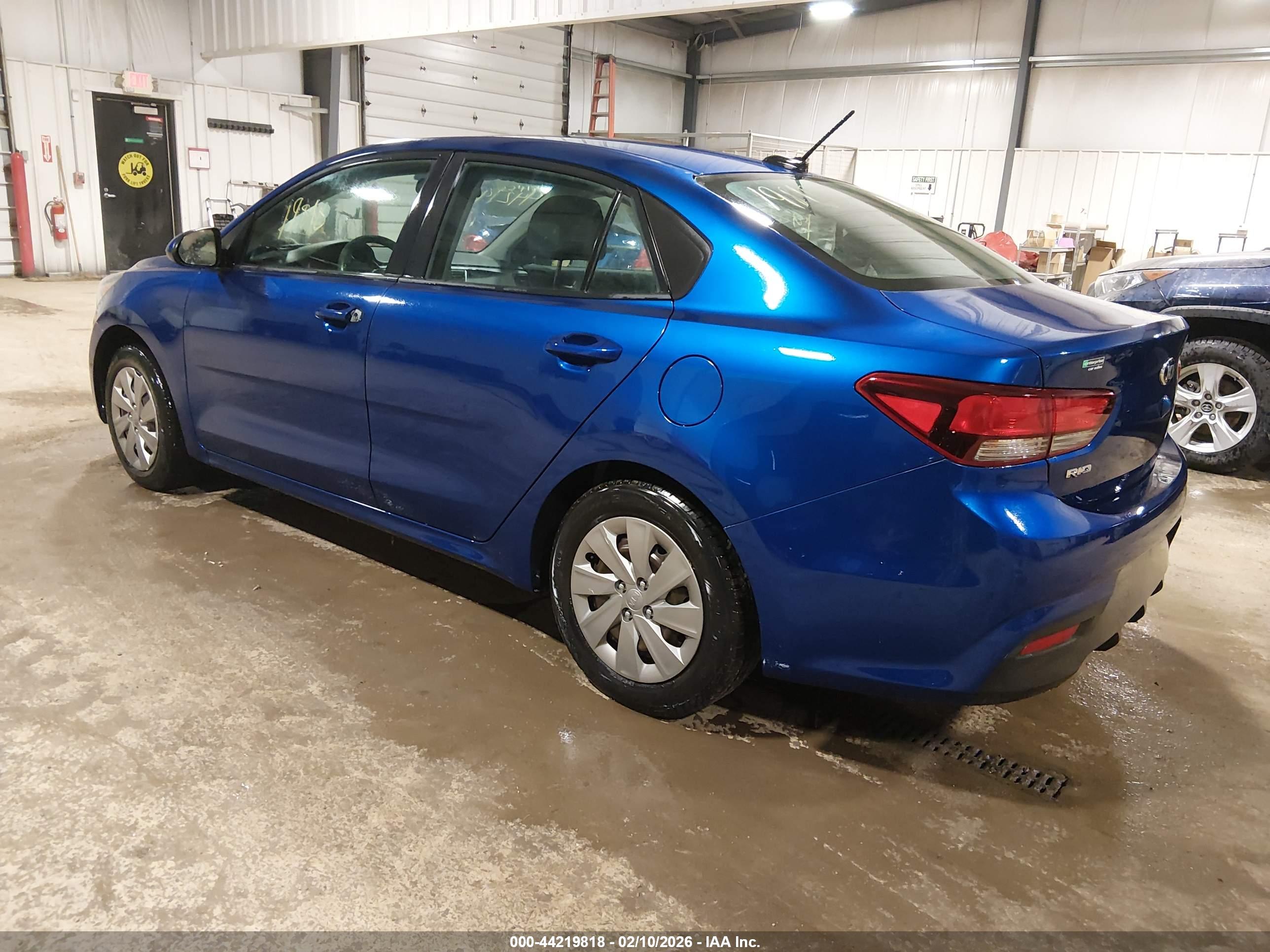 KIA RIO image 3