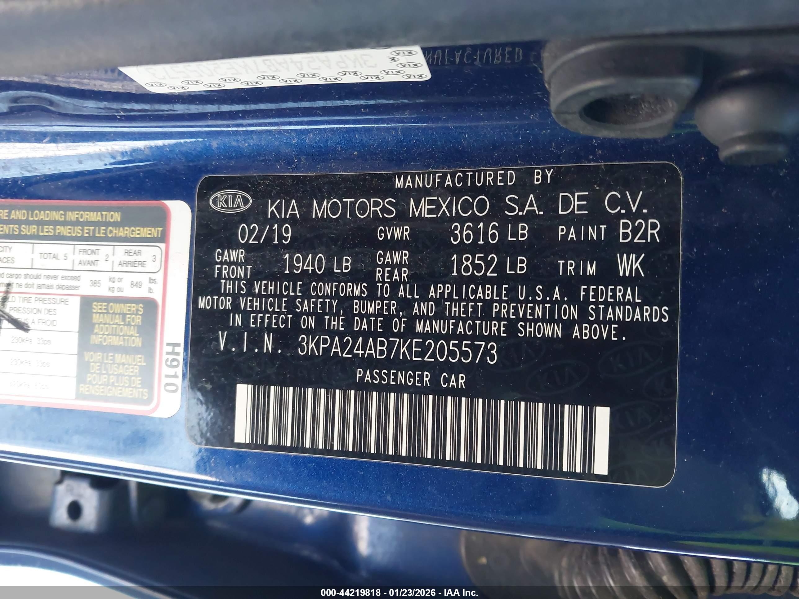 KIA RIO image 9