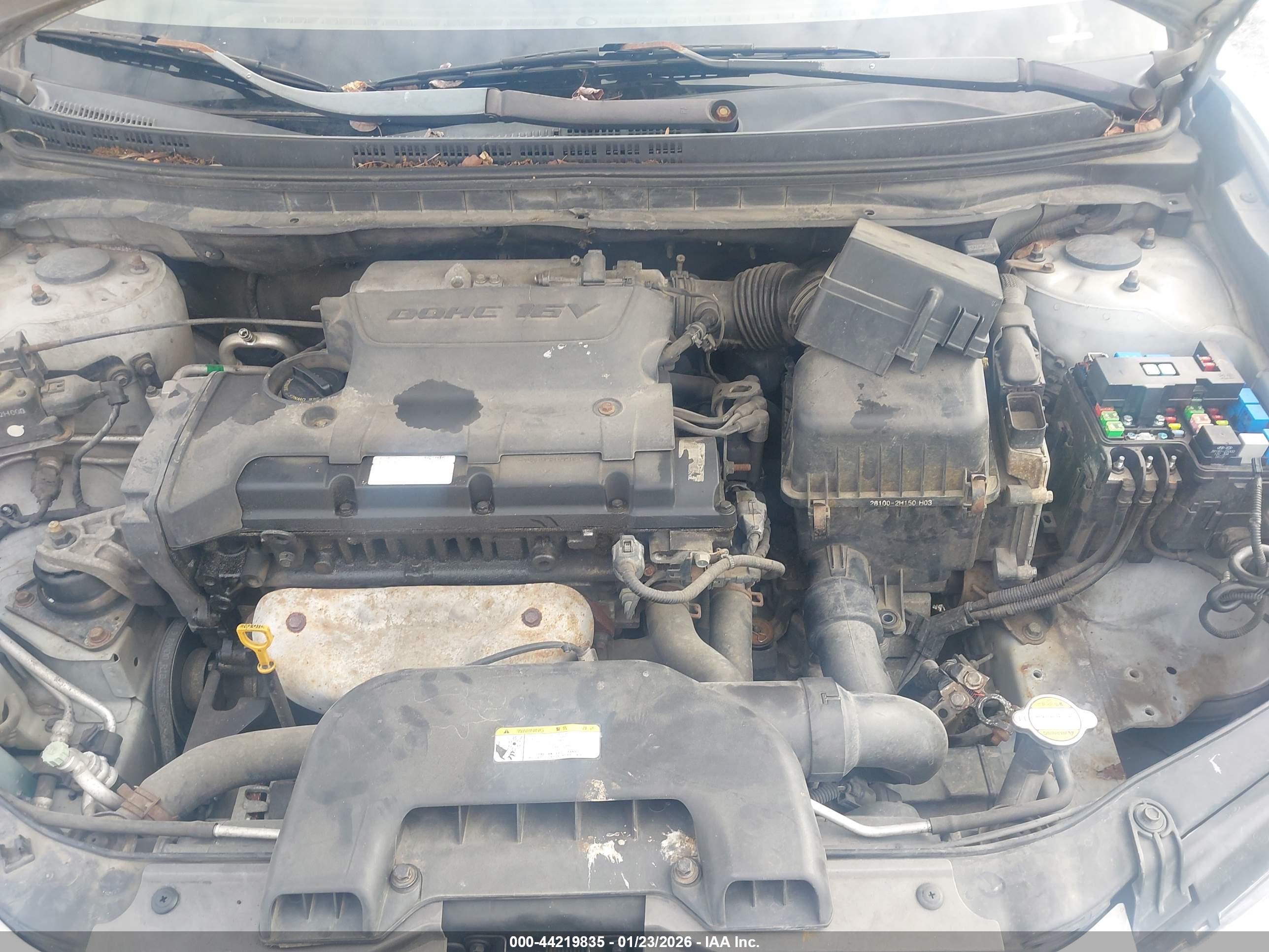 HYUNDAI ELANTRA image 10